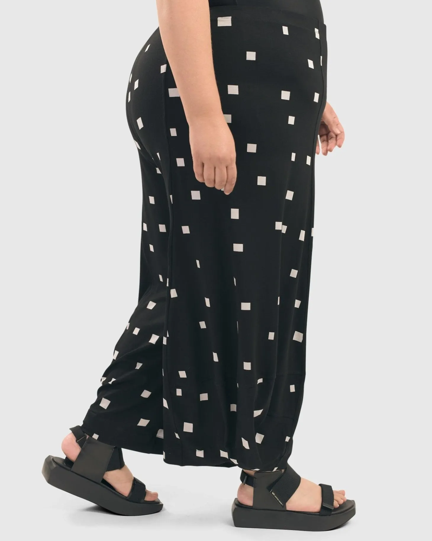 Women Alembika Abby Punto Pants, Squaresm