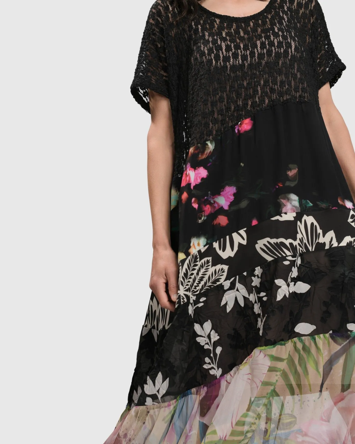 Women Alembika Adaline Tiered Maxi Dress, Floral