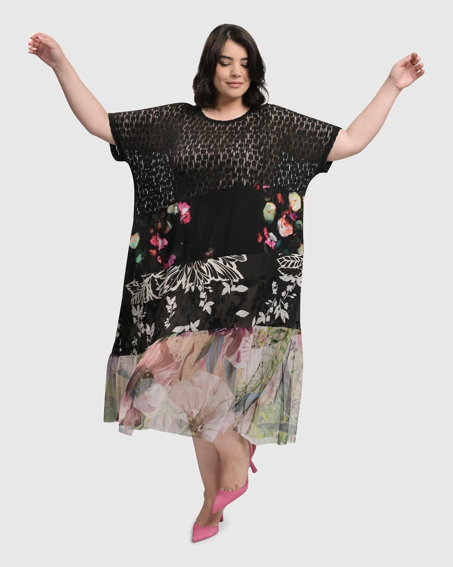 Women Alembika Adaline Tiered Maxi Dress, Floral
