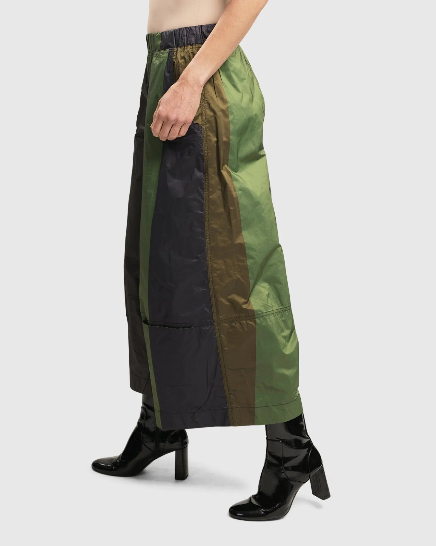 Women Alembika Alfresco Market Pants, Forest