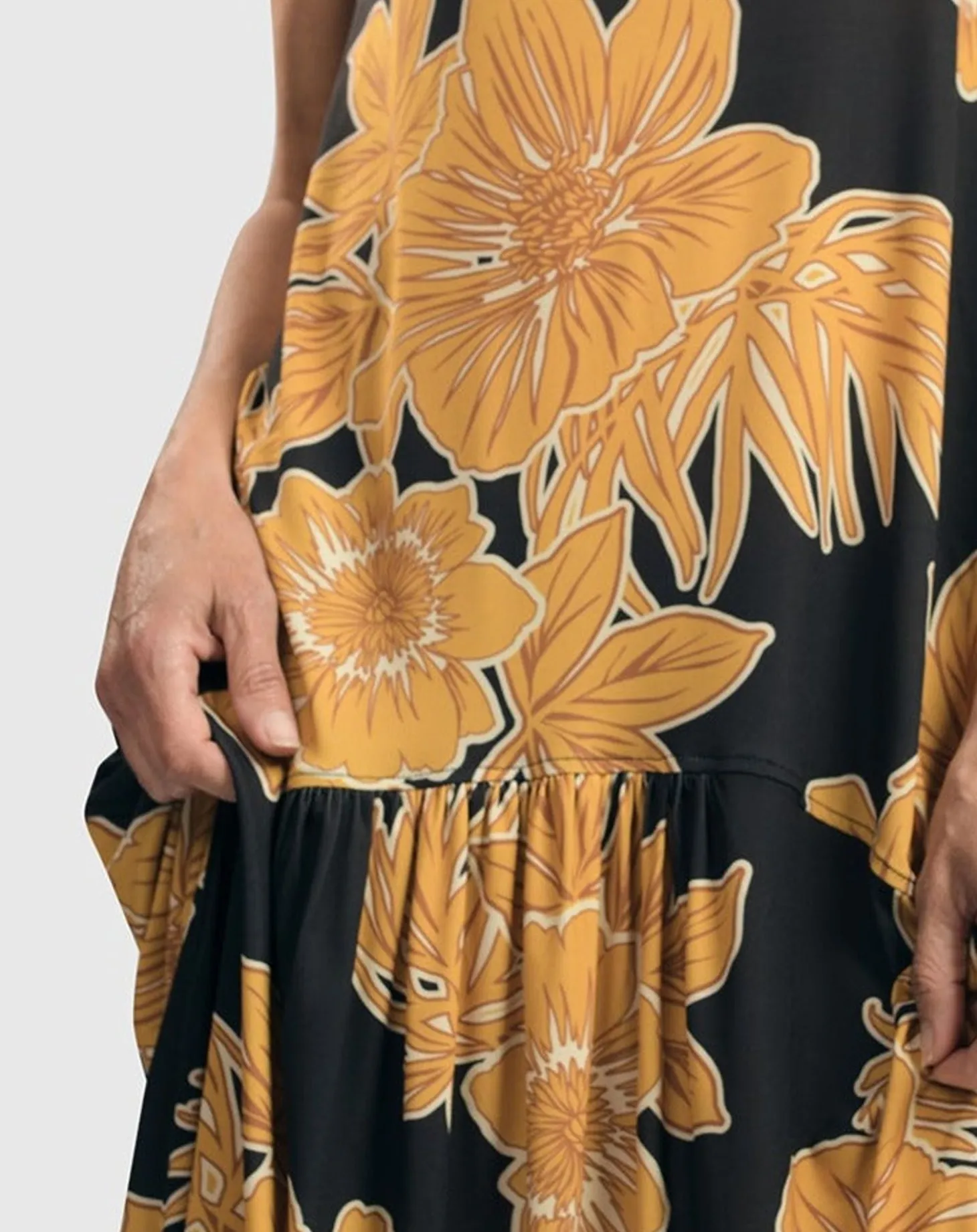 Women Alembika Aloha Sleeveless Maxi Dress, Gold
