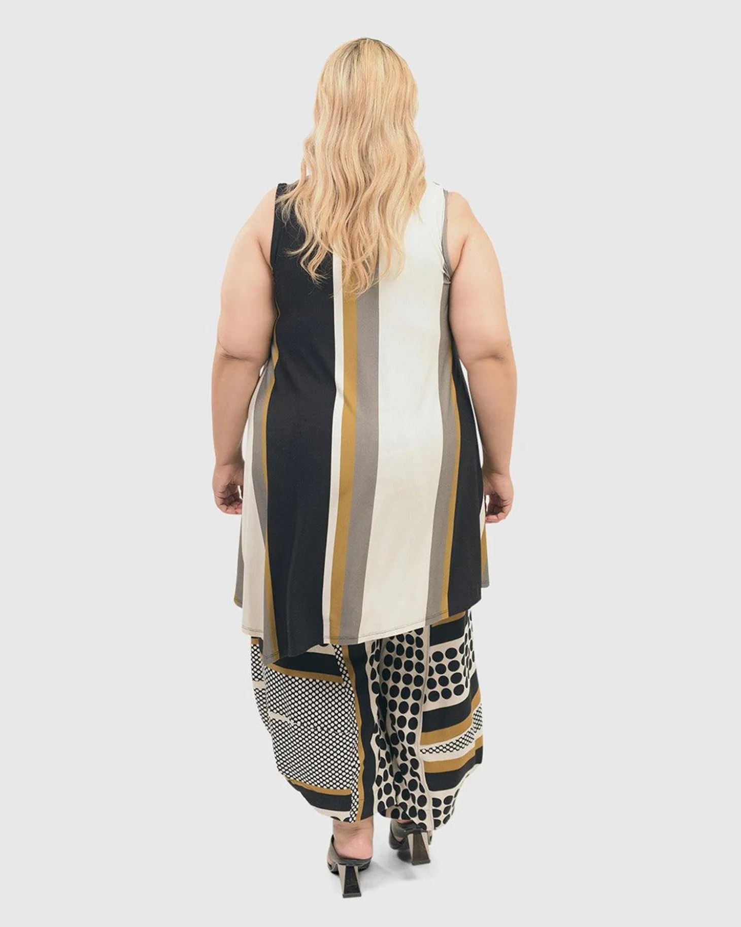 Women Alembika Ani Sleeveless Tunic Top, Stripes