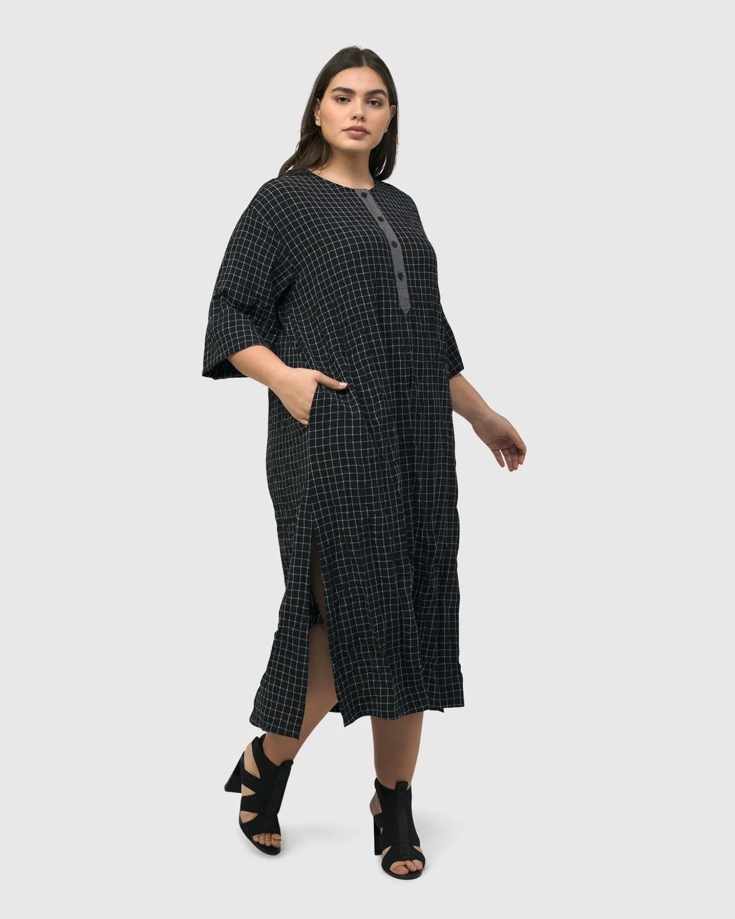 Women Alembika Aphrodite Caftan Dress, Net
