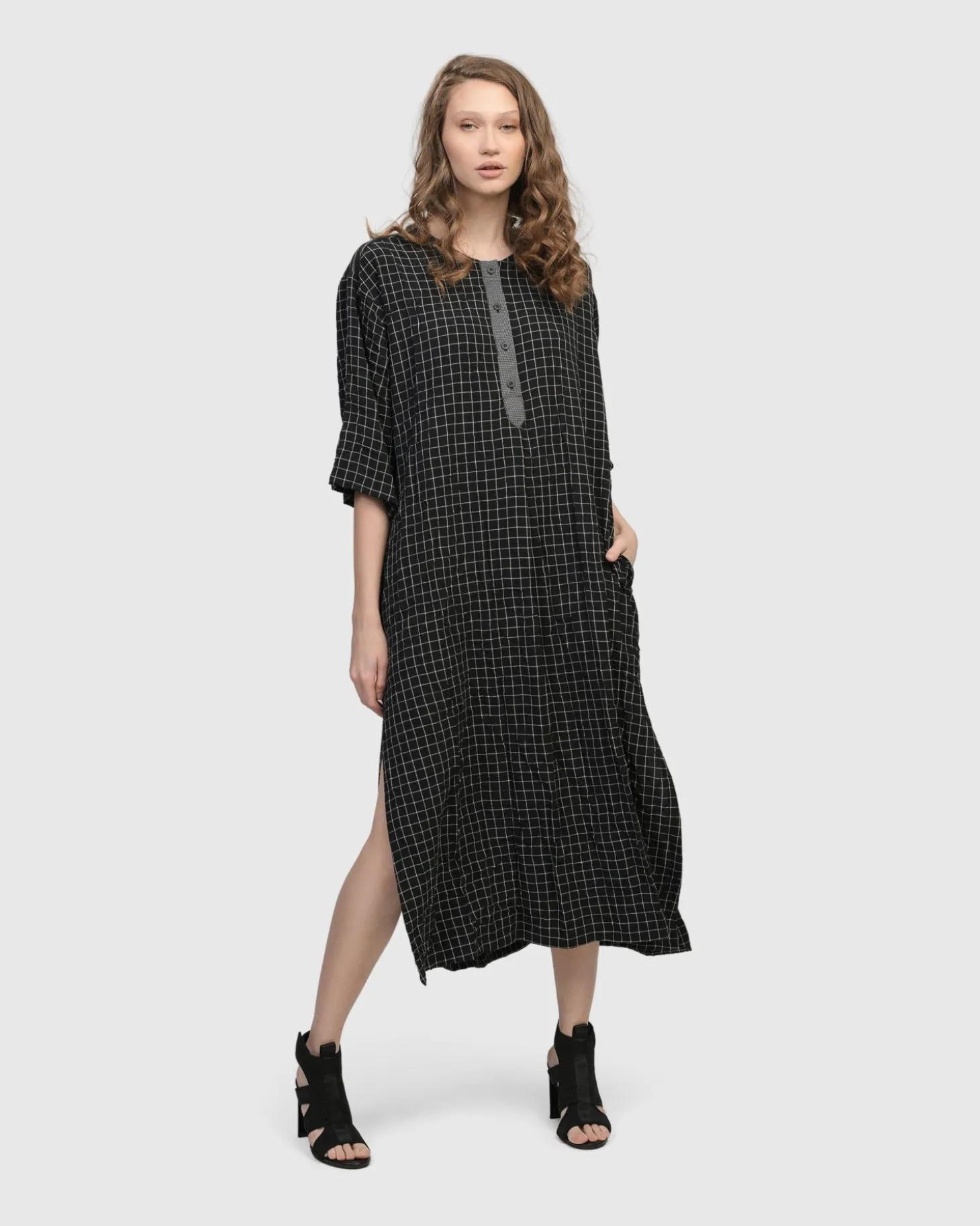 Women Alembika Aphrodite Caftan Dress, Net