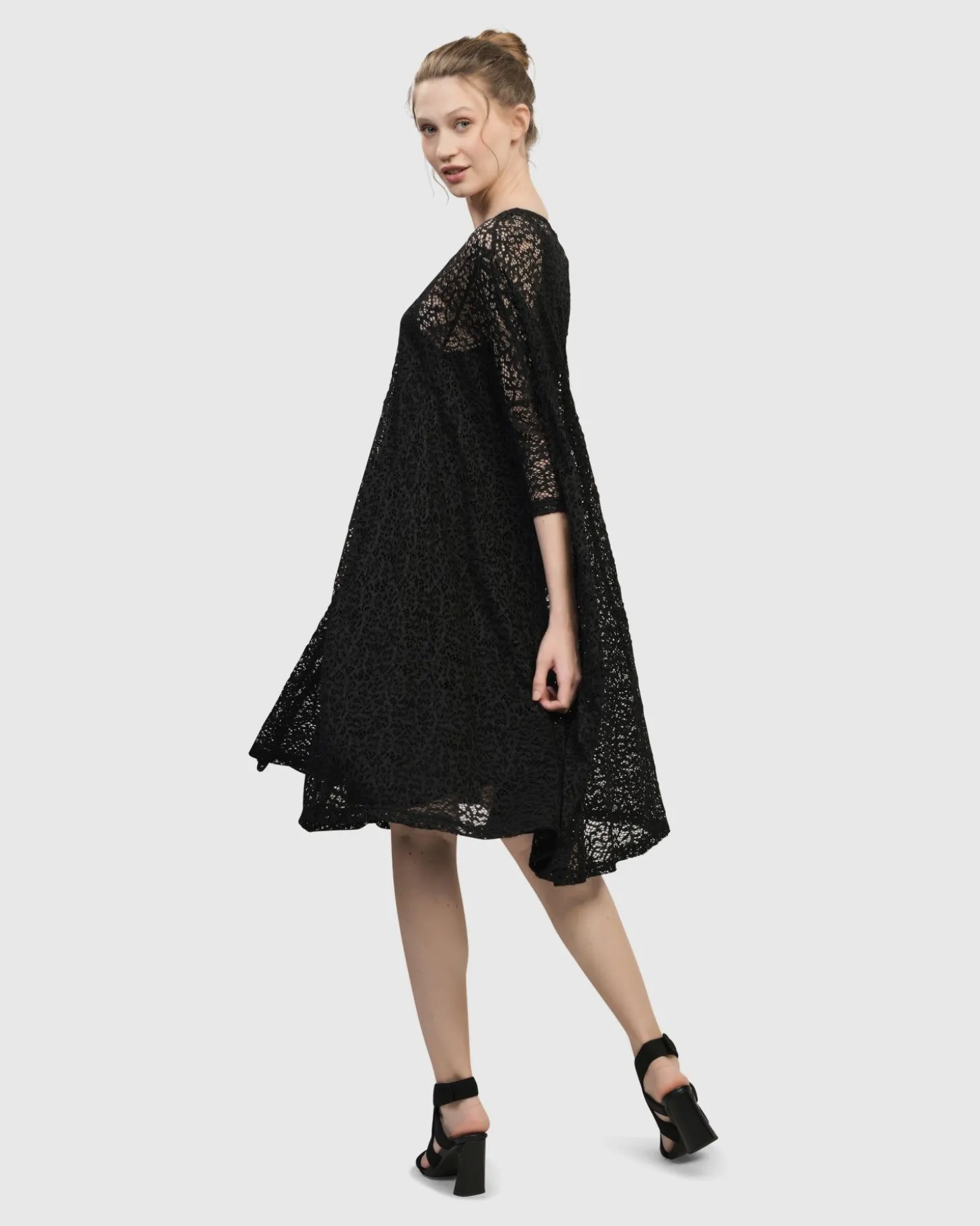 Women Alembika Artemis Trapeze Dress, Black