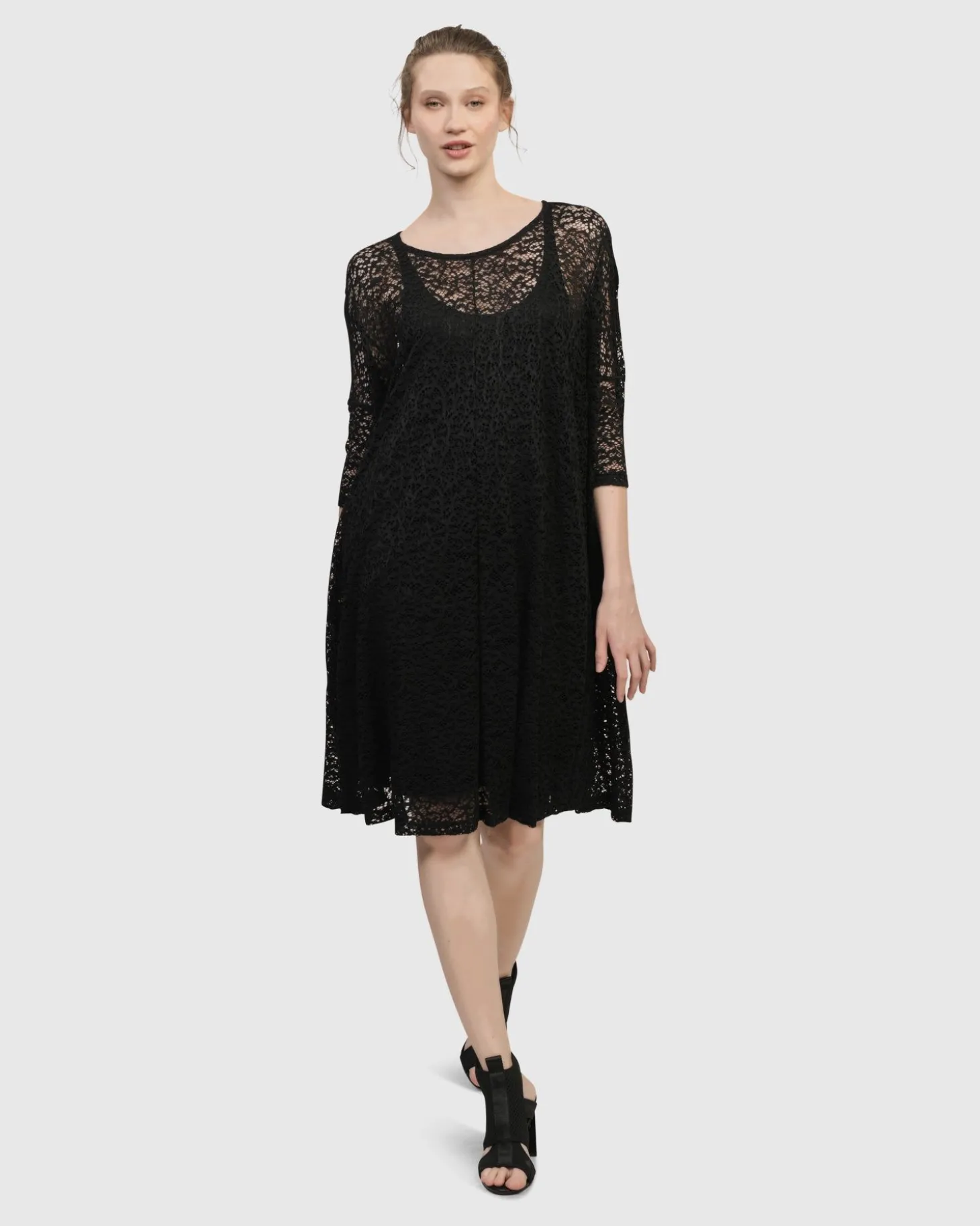 Women Alembika Artemis Trapeze Dress, Black