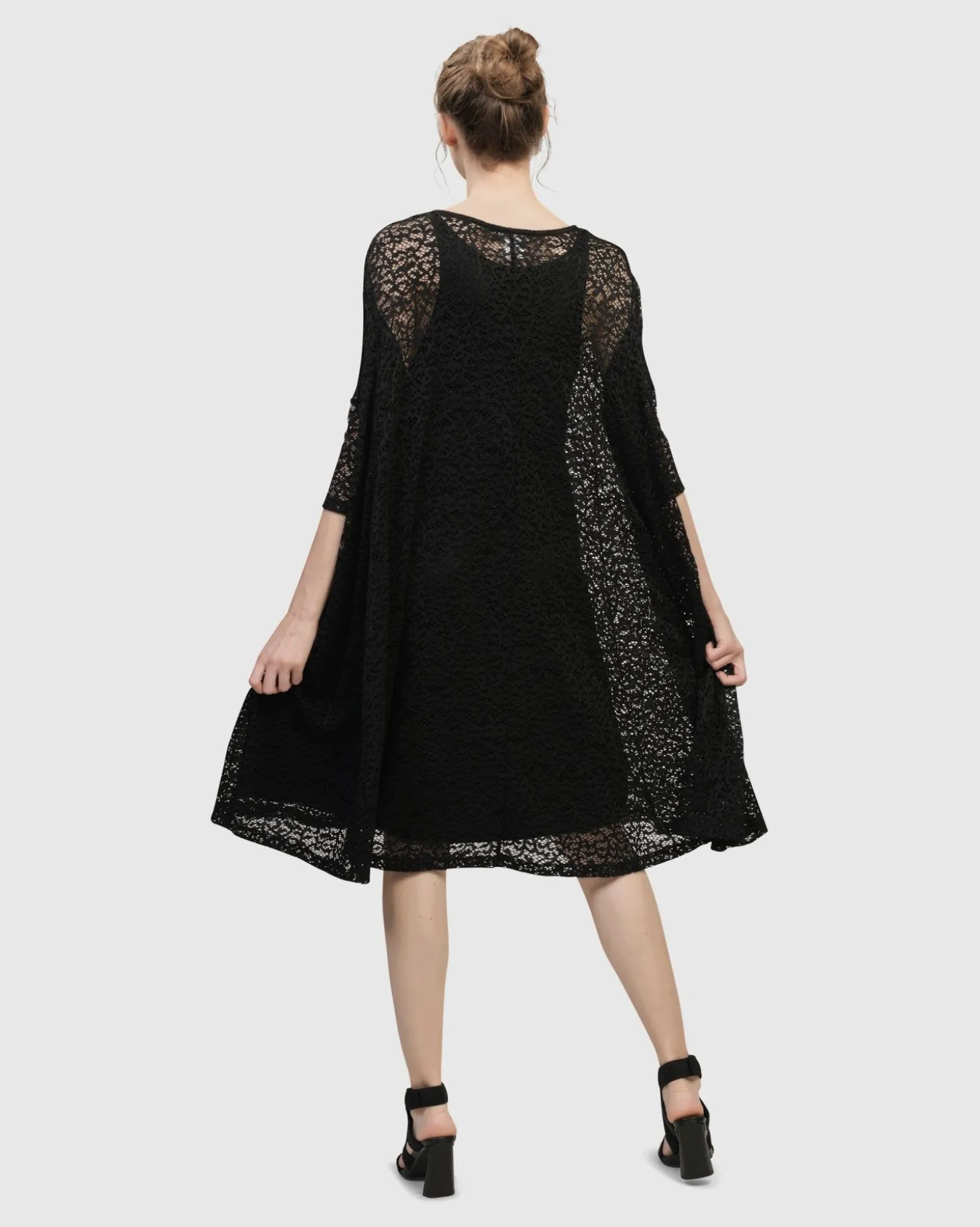 Women Alembika Artemis Trapeze Dress, Black