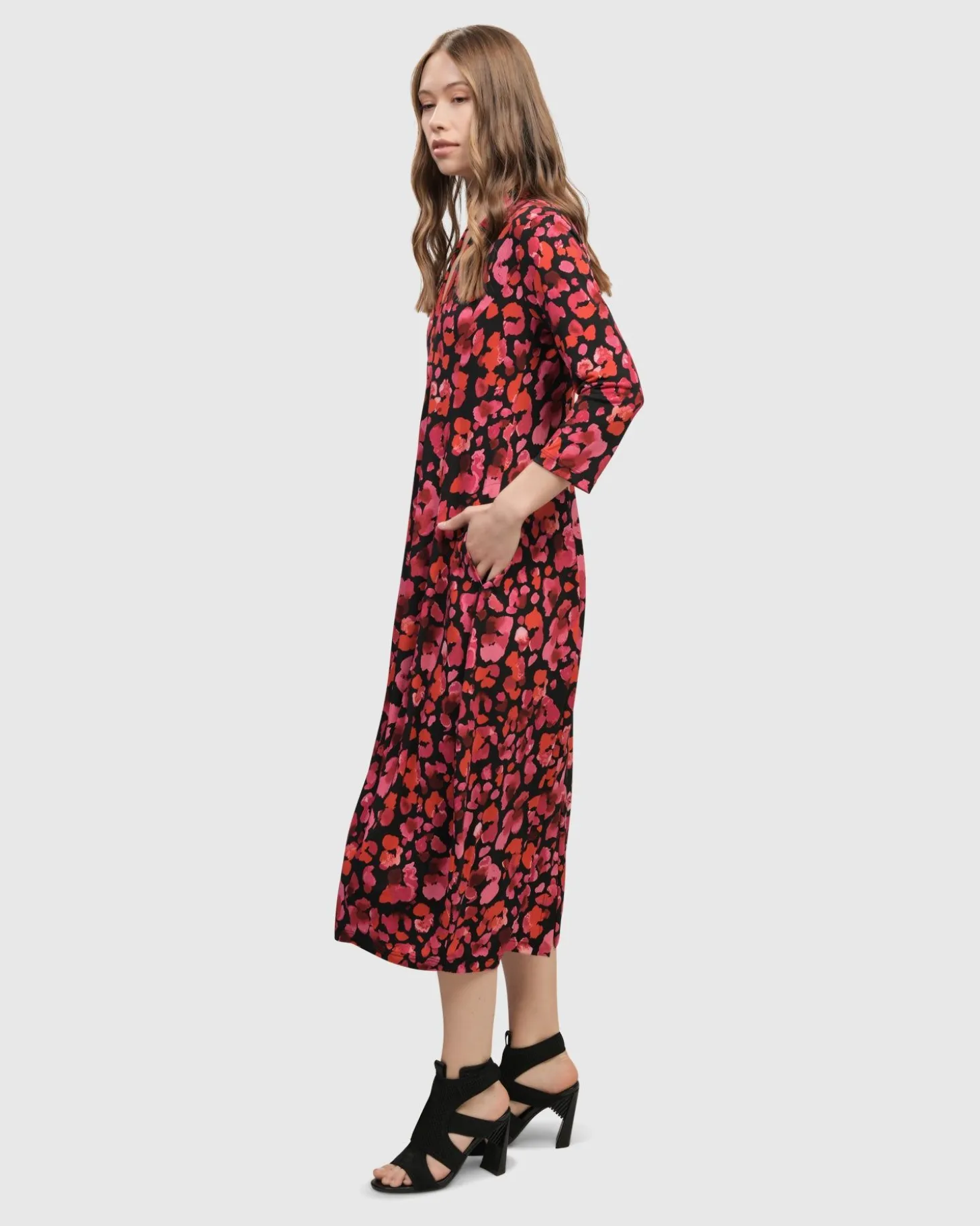 Women Alembika Begonia Cocoon Dress, Petals