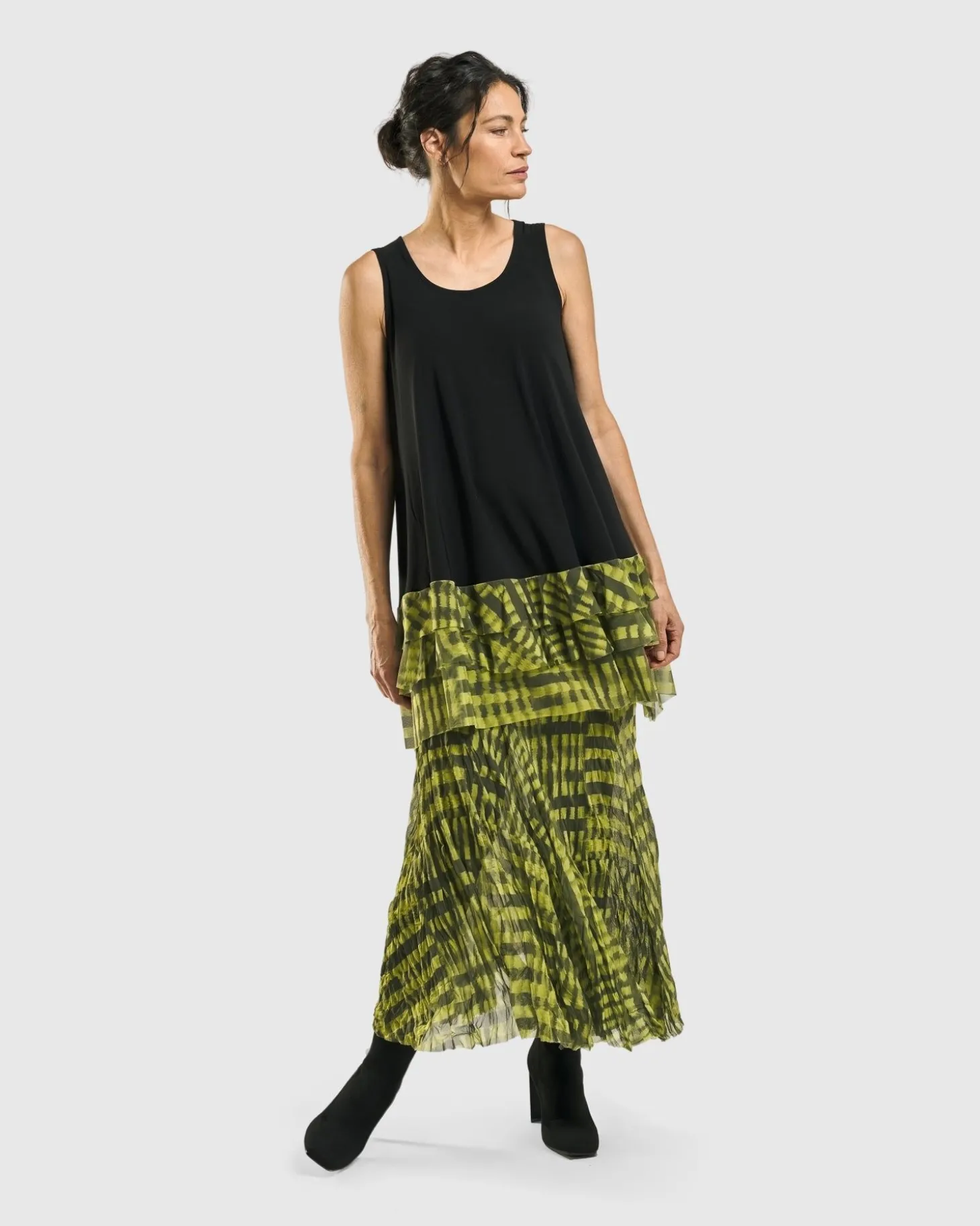 Women Alembika Busy Bee Sleeveless Tunic Top, Yellow