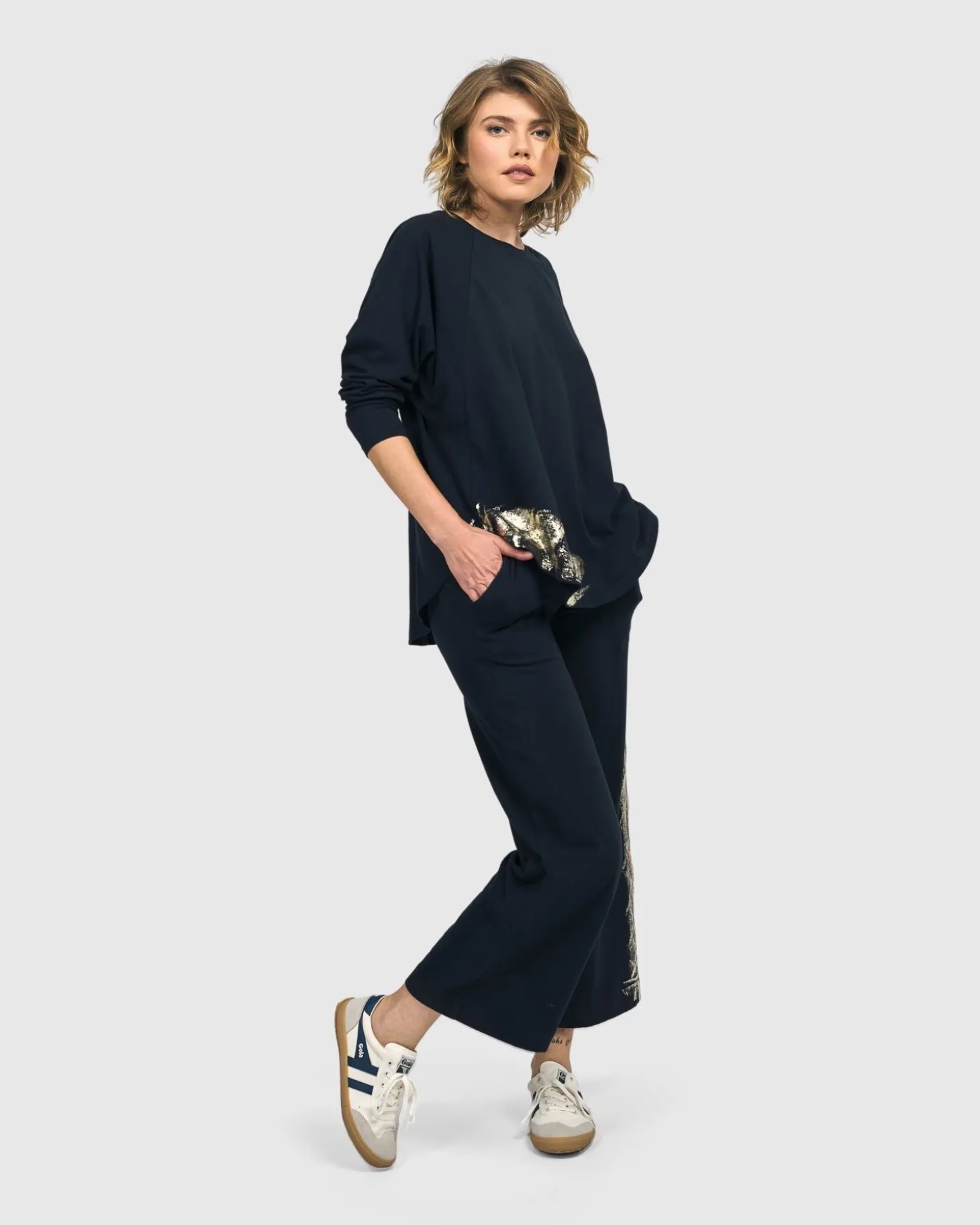 Women Alembika Calumet Relaxed Top, Navy