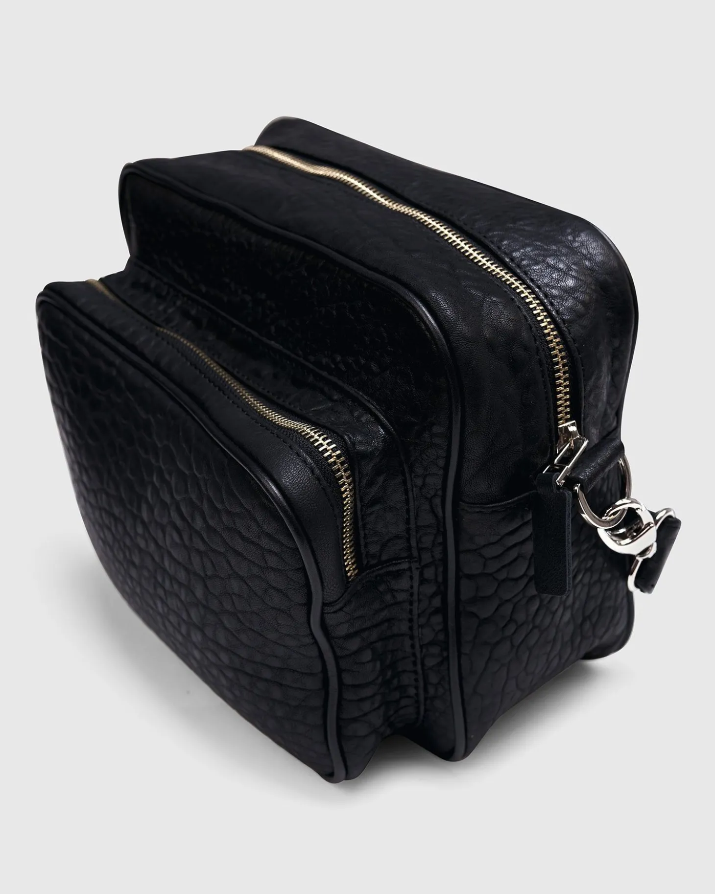 Women Alembika Carryall Camera Bag, Black