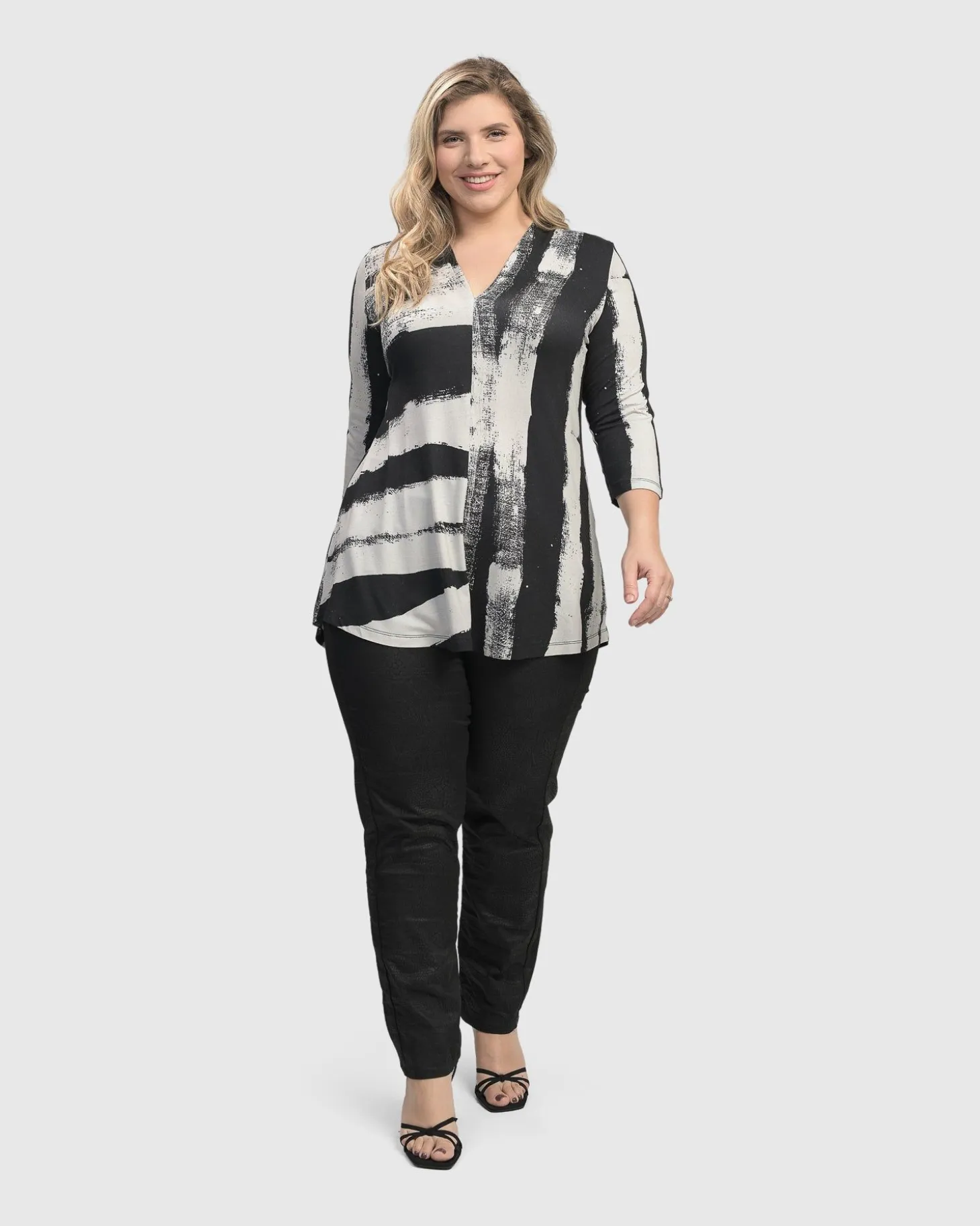 Women Alembika Charisma V Neck Tunic Top, Grunge
