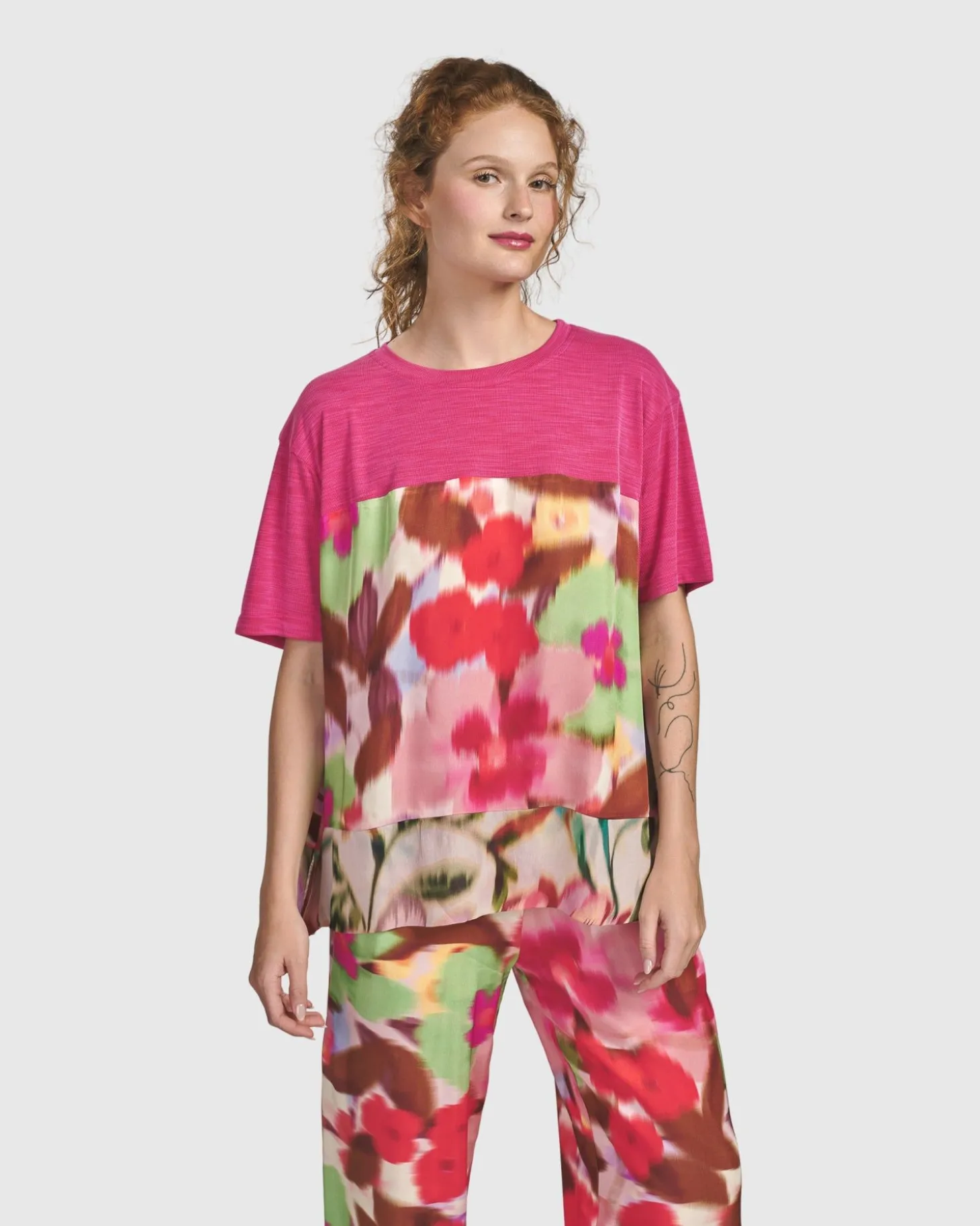 Women Alembika Cherry Blossom Tee, Blush