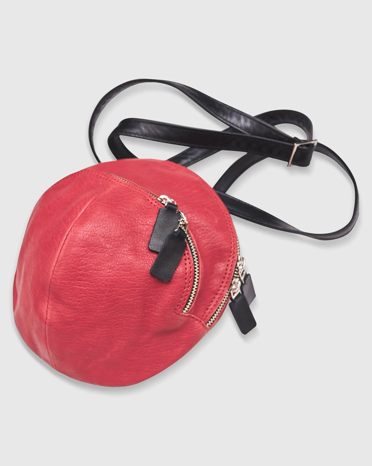 Women Alembika Circle Canteen Bag, Vermillion