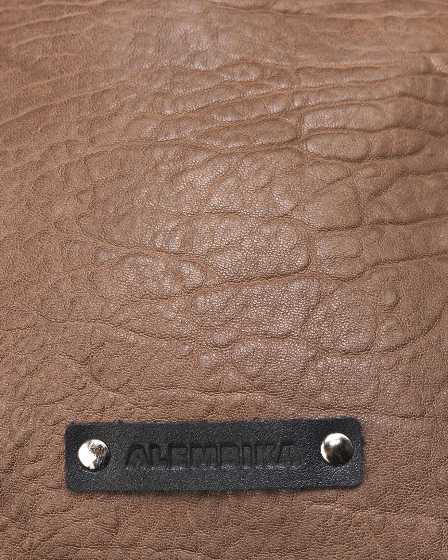 Women Alembika Circle Canteen Bag, Wood
