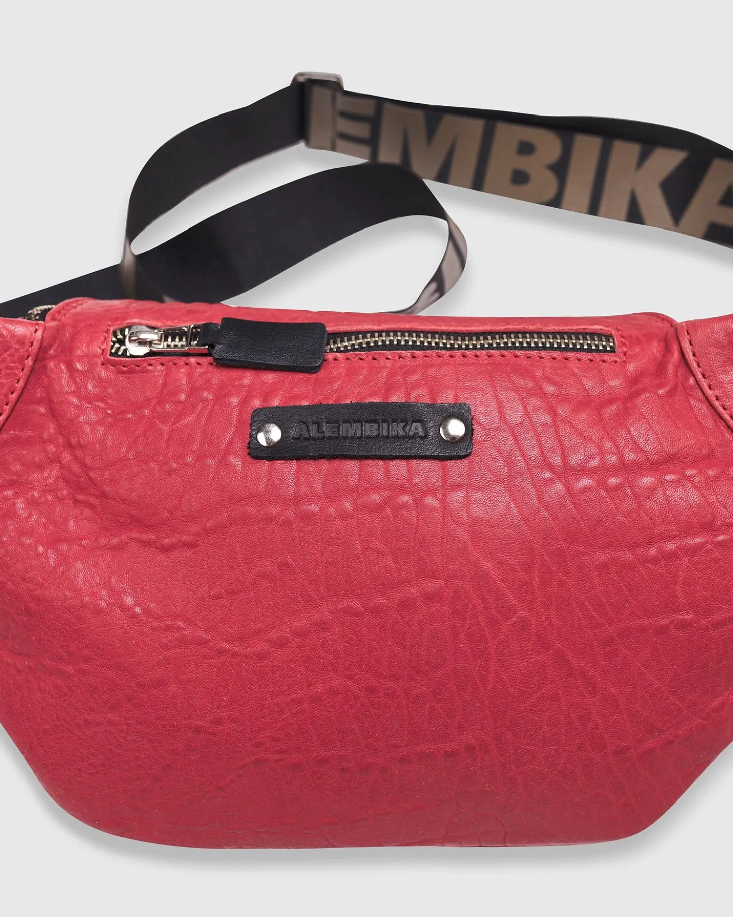 Women Alembika Crossbody Sling Bag, Vermillion