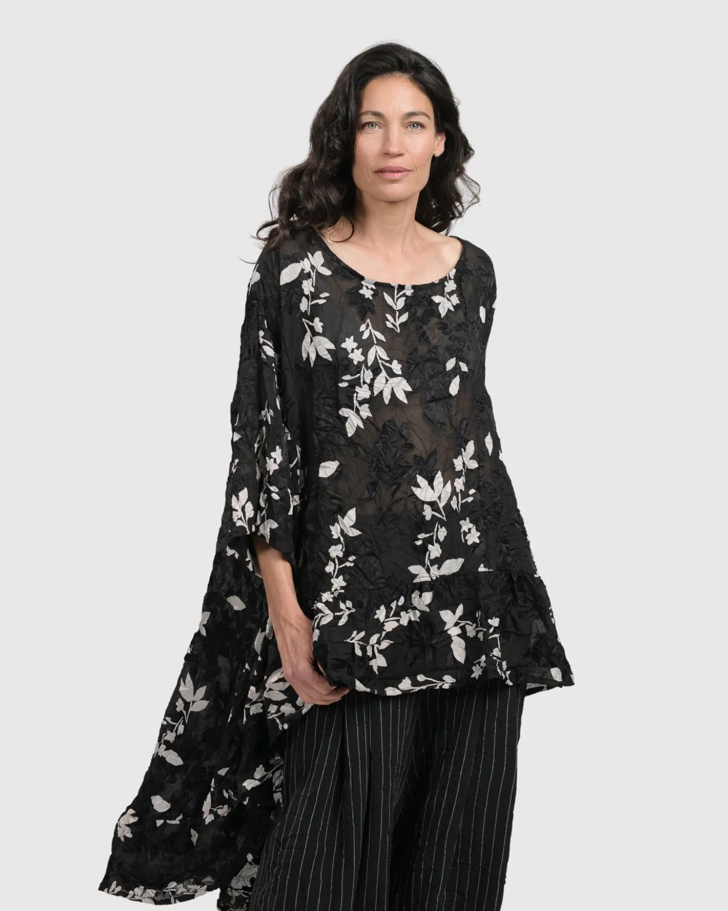 Women Alembika Cultured Club Hi Lo Top, Leaves