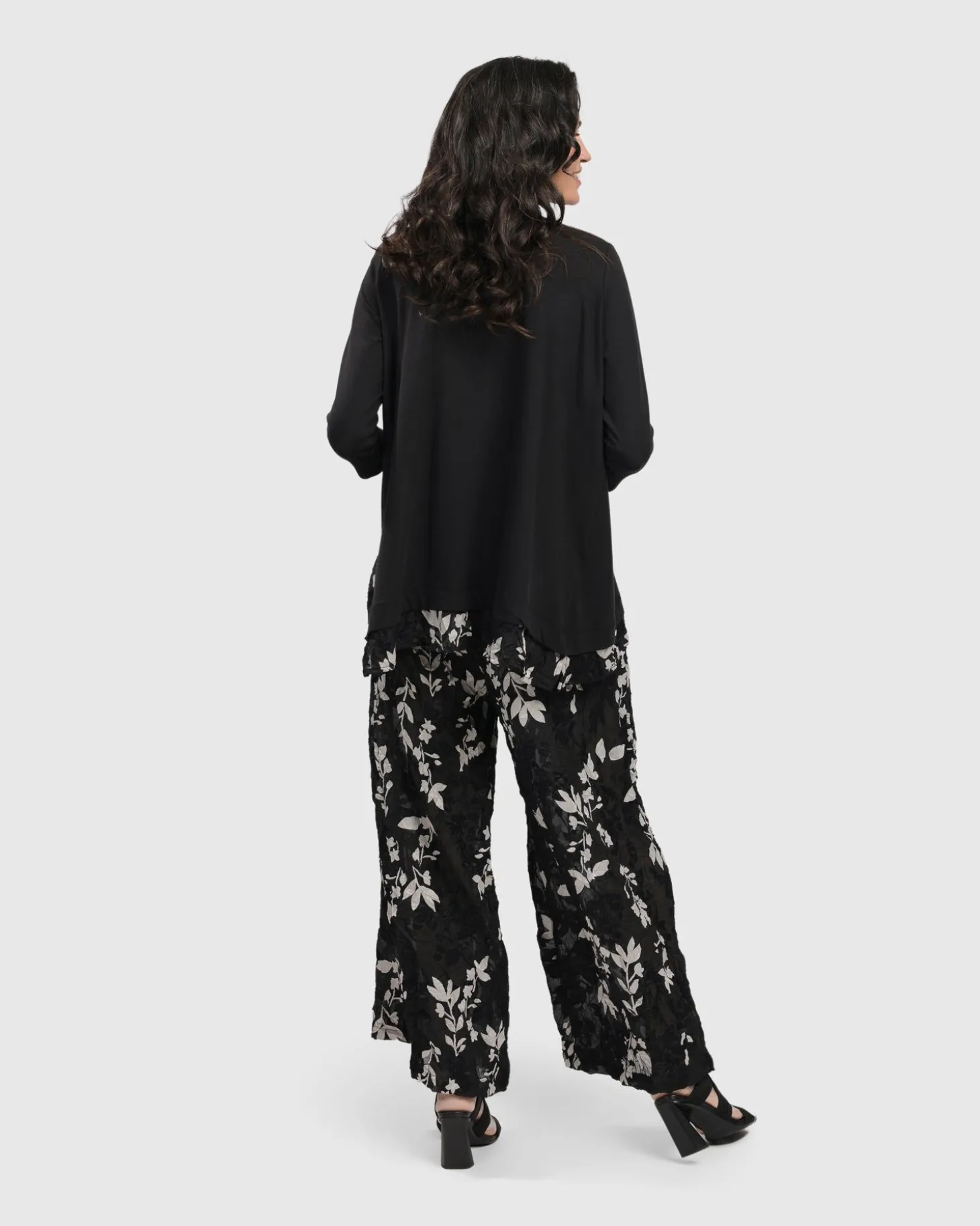 Women Alembika Cultured Club Palazzo Pants, Leaves