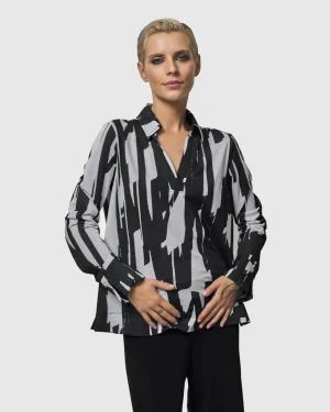 Women Alembika Cyber V-Neck Pullover Top, Brush