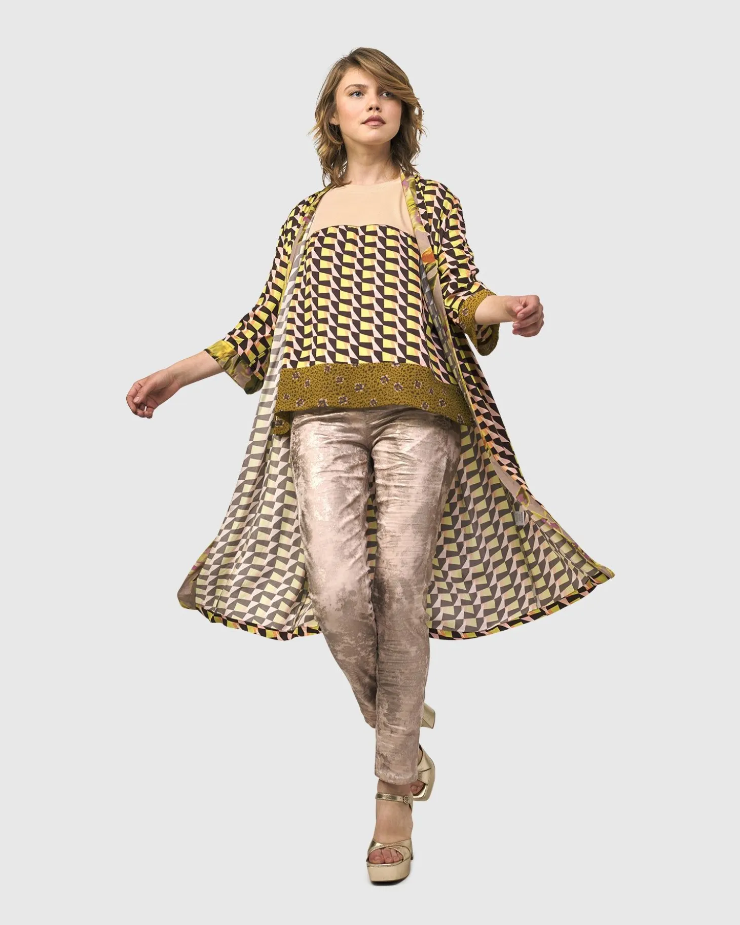Women Alembika Escher Boxy Tee, Mix