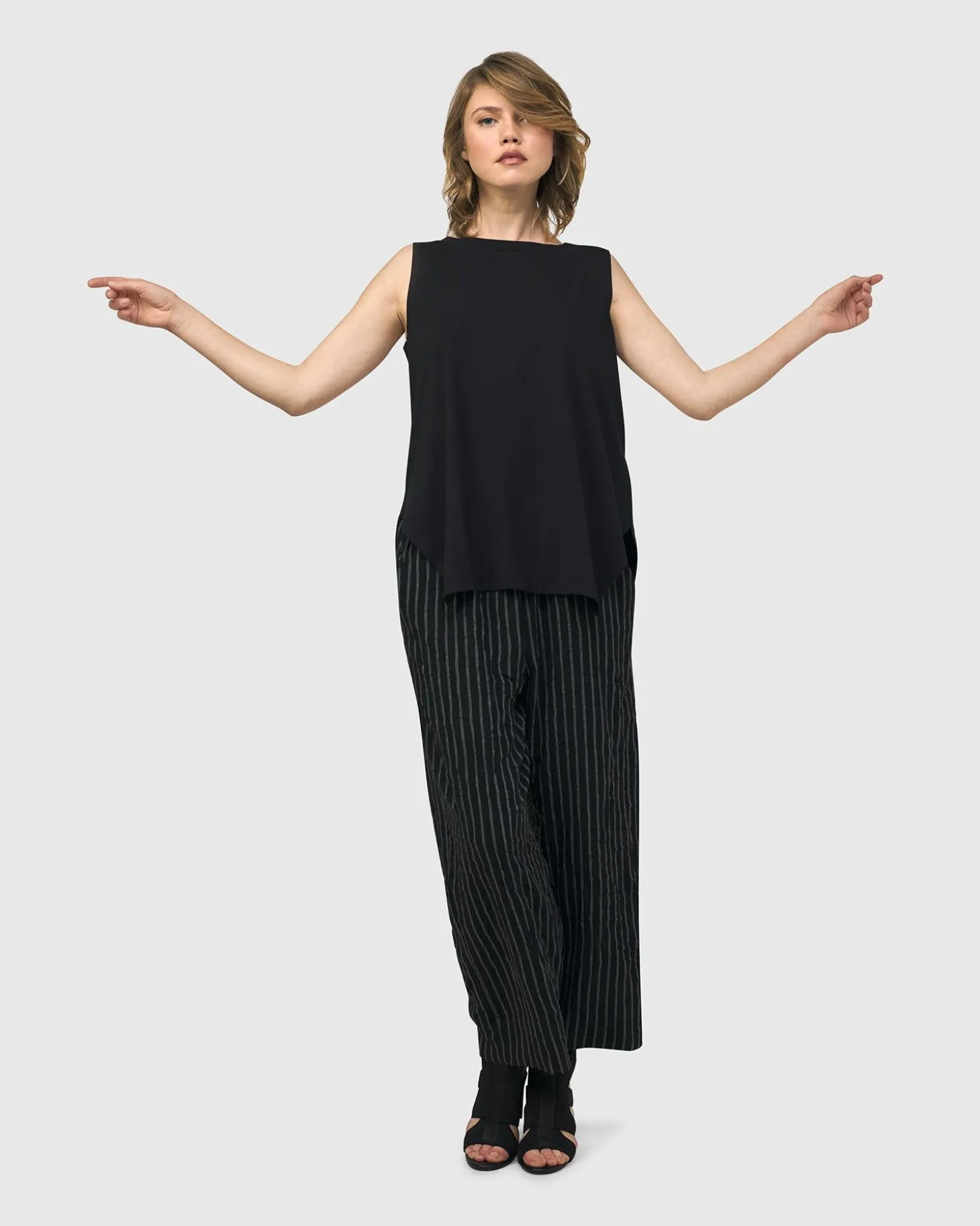 Women Alembika Essential Cutaway Tank Top, Black