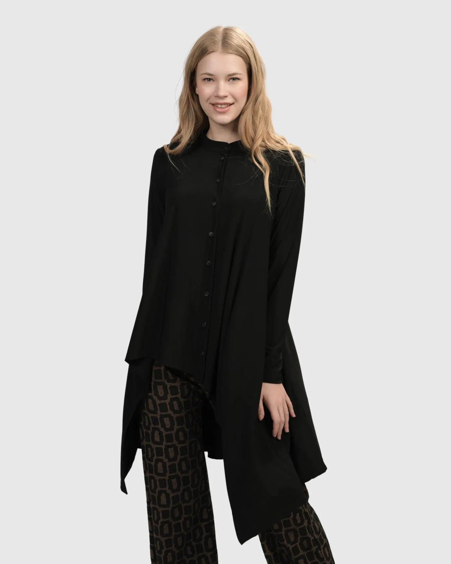 Women Alembika Essential Hi-Lo Button Down Top, Black
