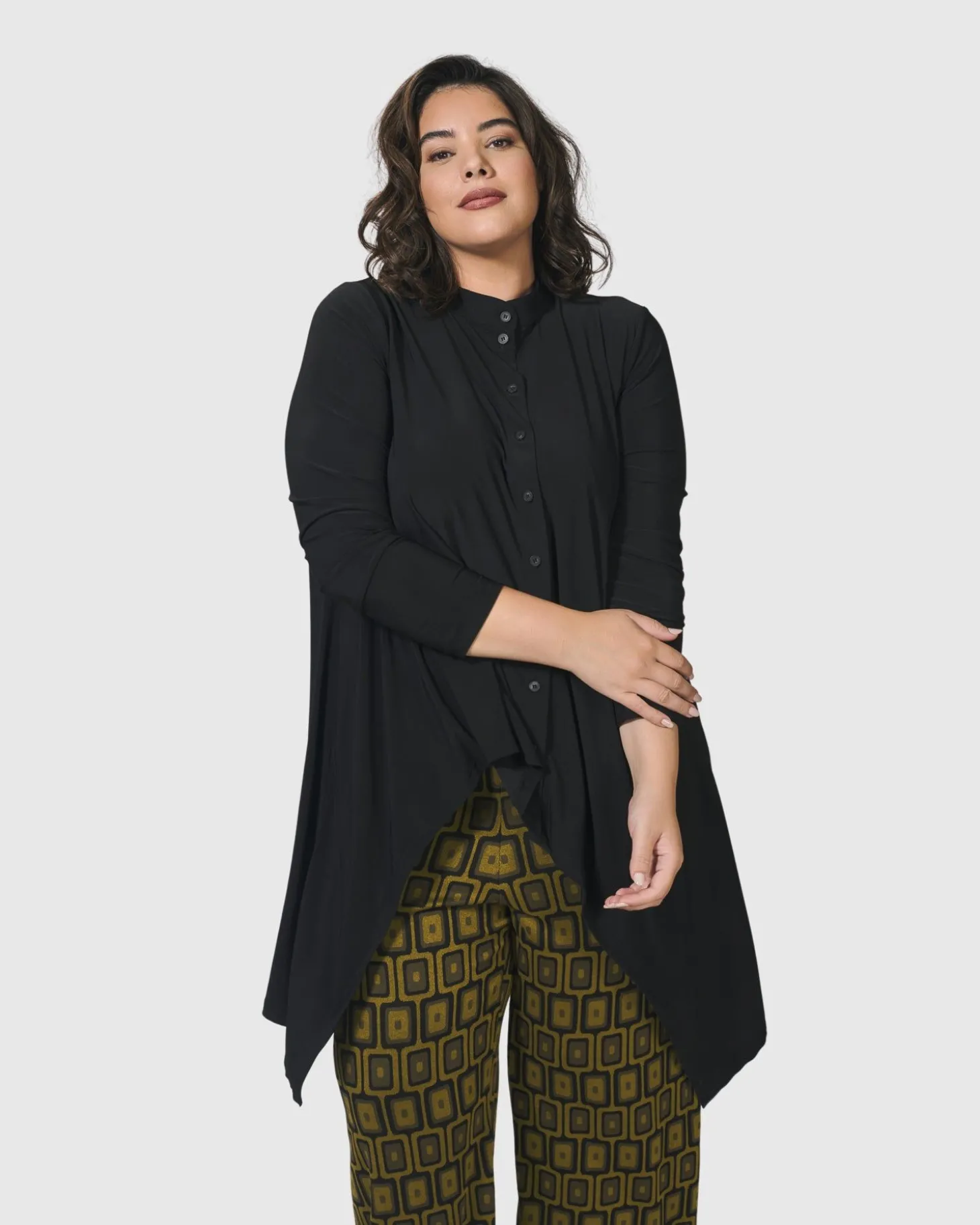 Women Alembika Essential Hi-Lo Button Down Top, Black