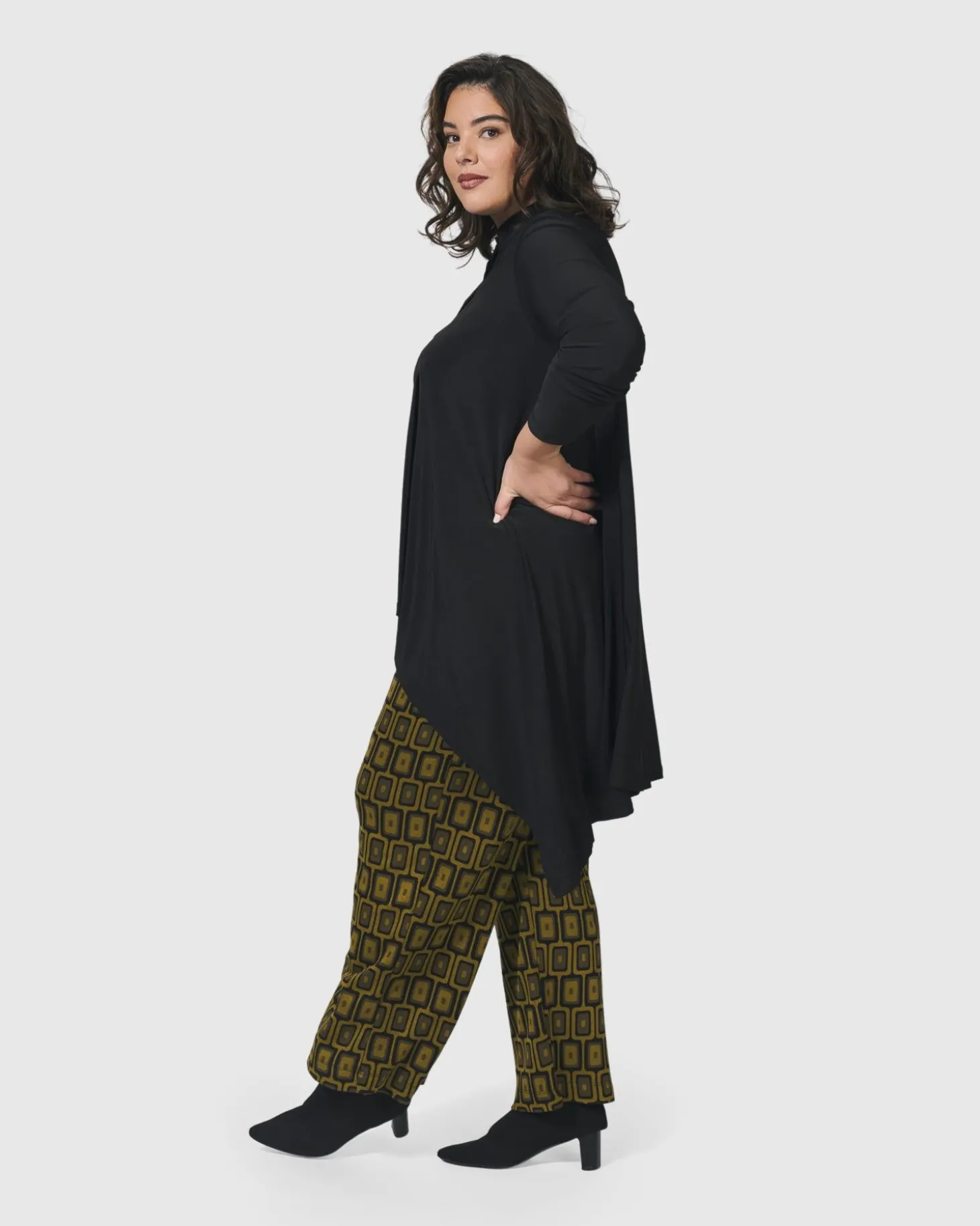 Women Alembika Essential Hi-Lo Button Down Top, Black