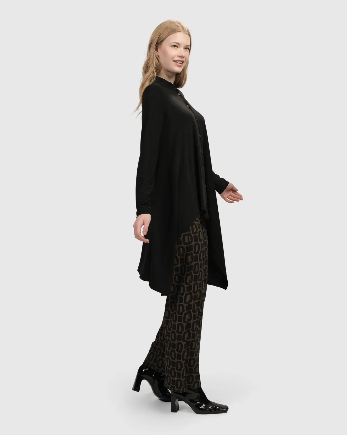 Women Alembika Essential Hi-Lo Button Down Top, Black