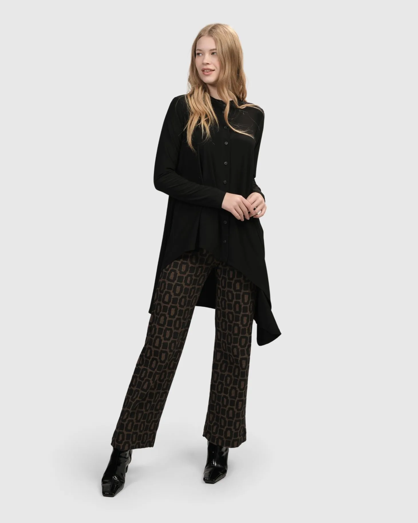 Women Alembika Essential Hi-Lo Button Down Top, Black