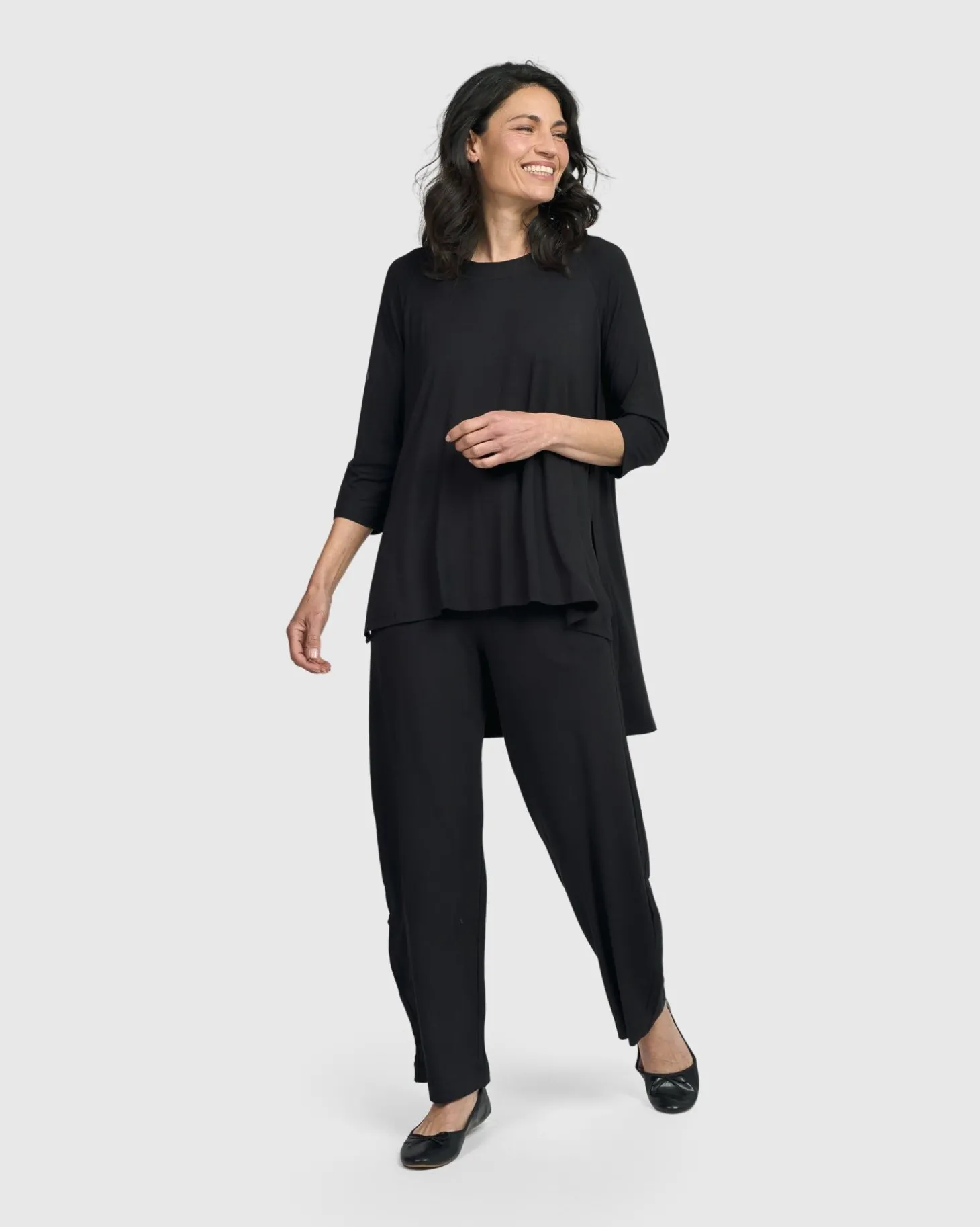 Women Alembika Essential Hi-Lo Top, Black