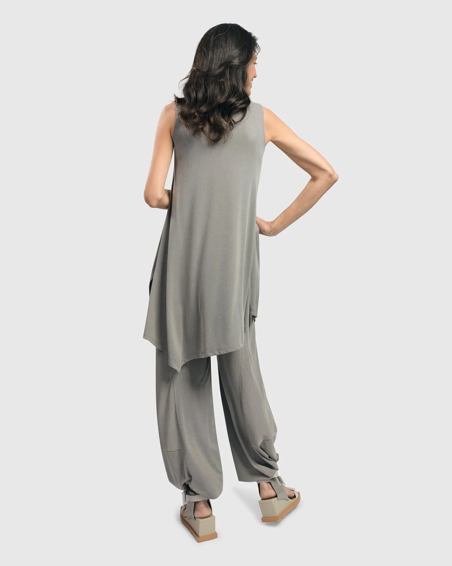 Women Alembika Essential Joy Sleeveless Tunic Top, Fog