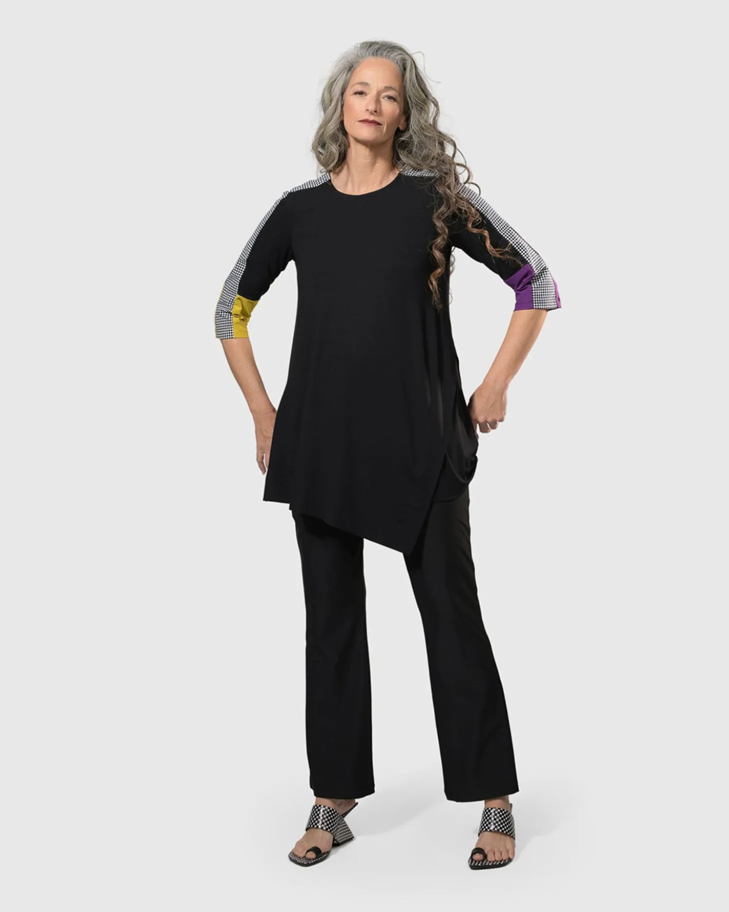 Women Alembika Essential Tekbika Bootcut Leggings, Black