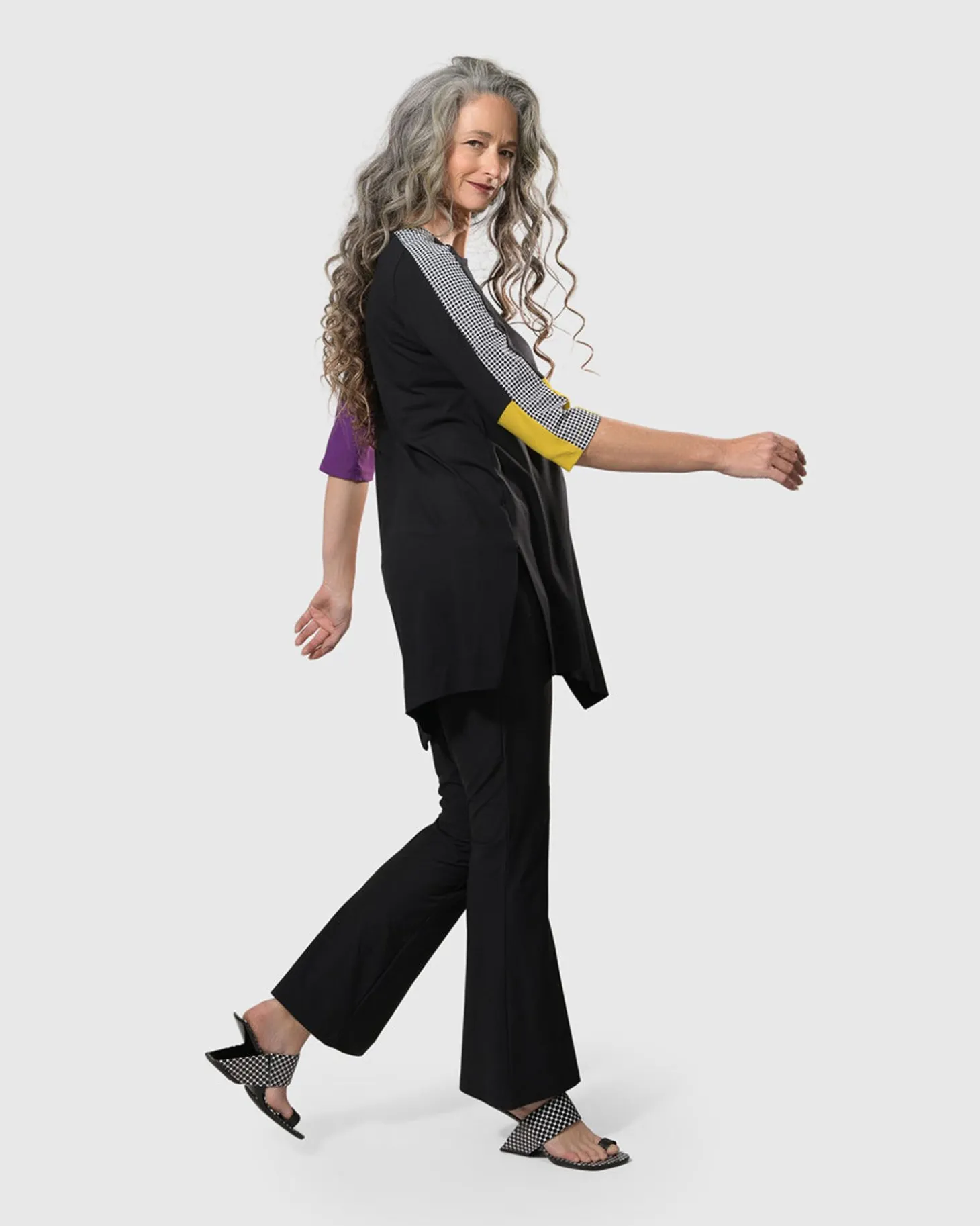 Women Alembika Essential Tekbika Bootcut Leggings, Black