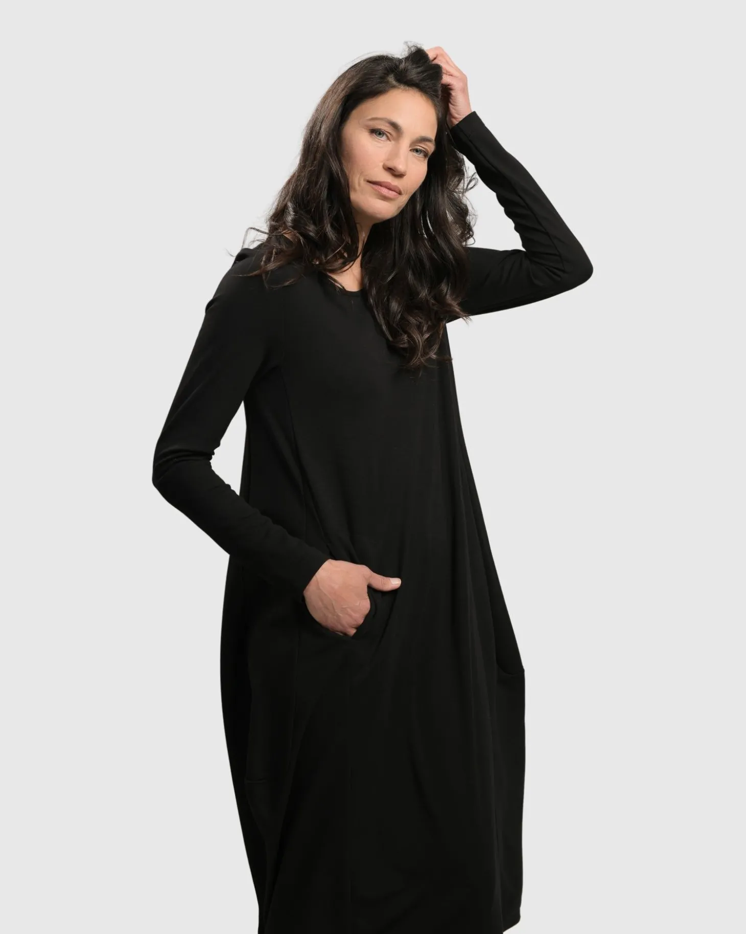 Women Alembika Essential Toned Up Midi Dress, Black