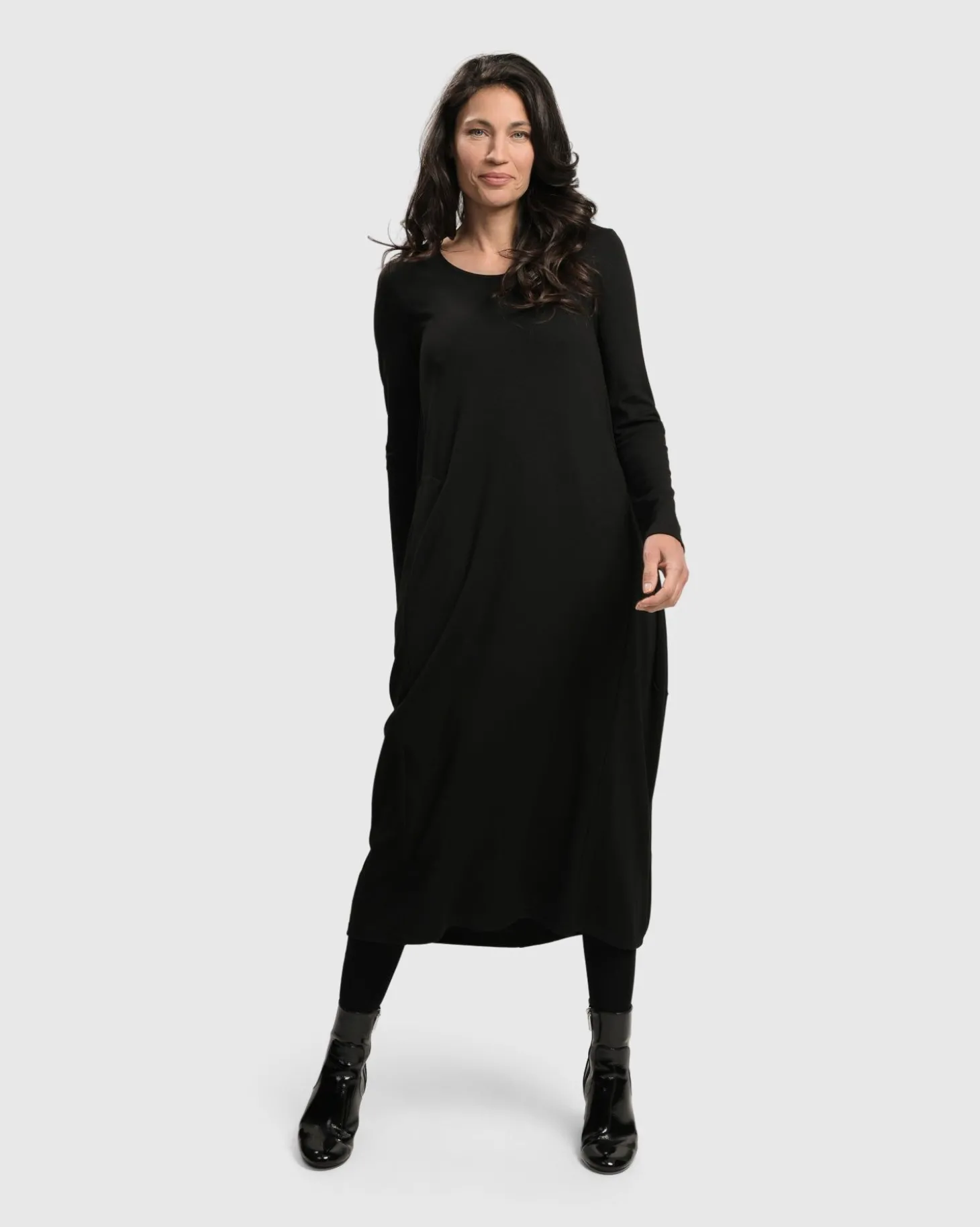 Women Alembika Essential Toned Up Midi Dress, Black