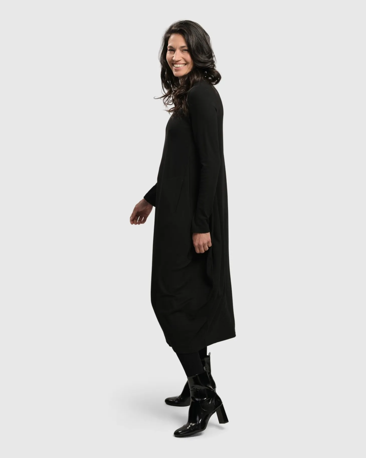 Women Alembika Essential Toned Up Midi Dress, Black