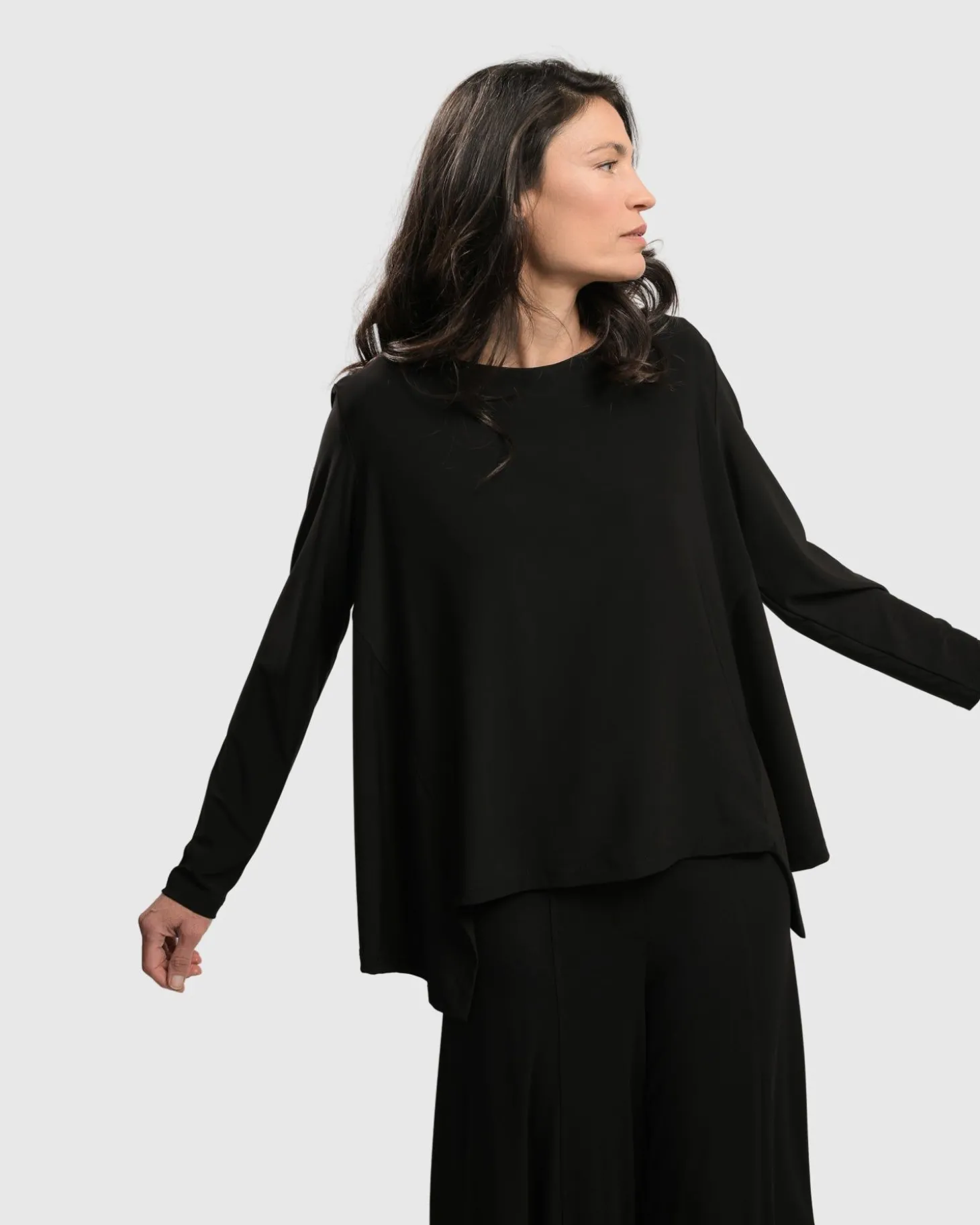 Women Alembika Essential Ultimate Top, Black