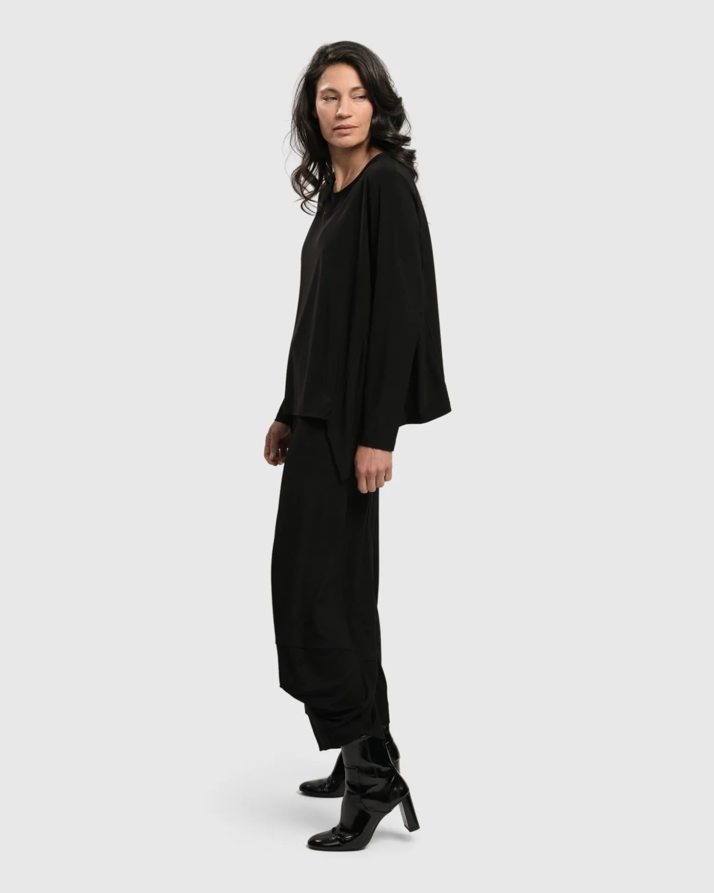 Women Alembika Essential Ultimate Top, Black