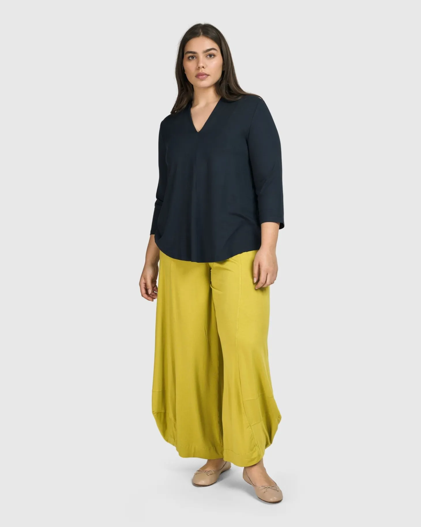 Women Alembika Essential V-Neck Top, Ocean