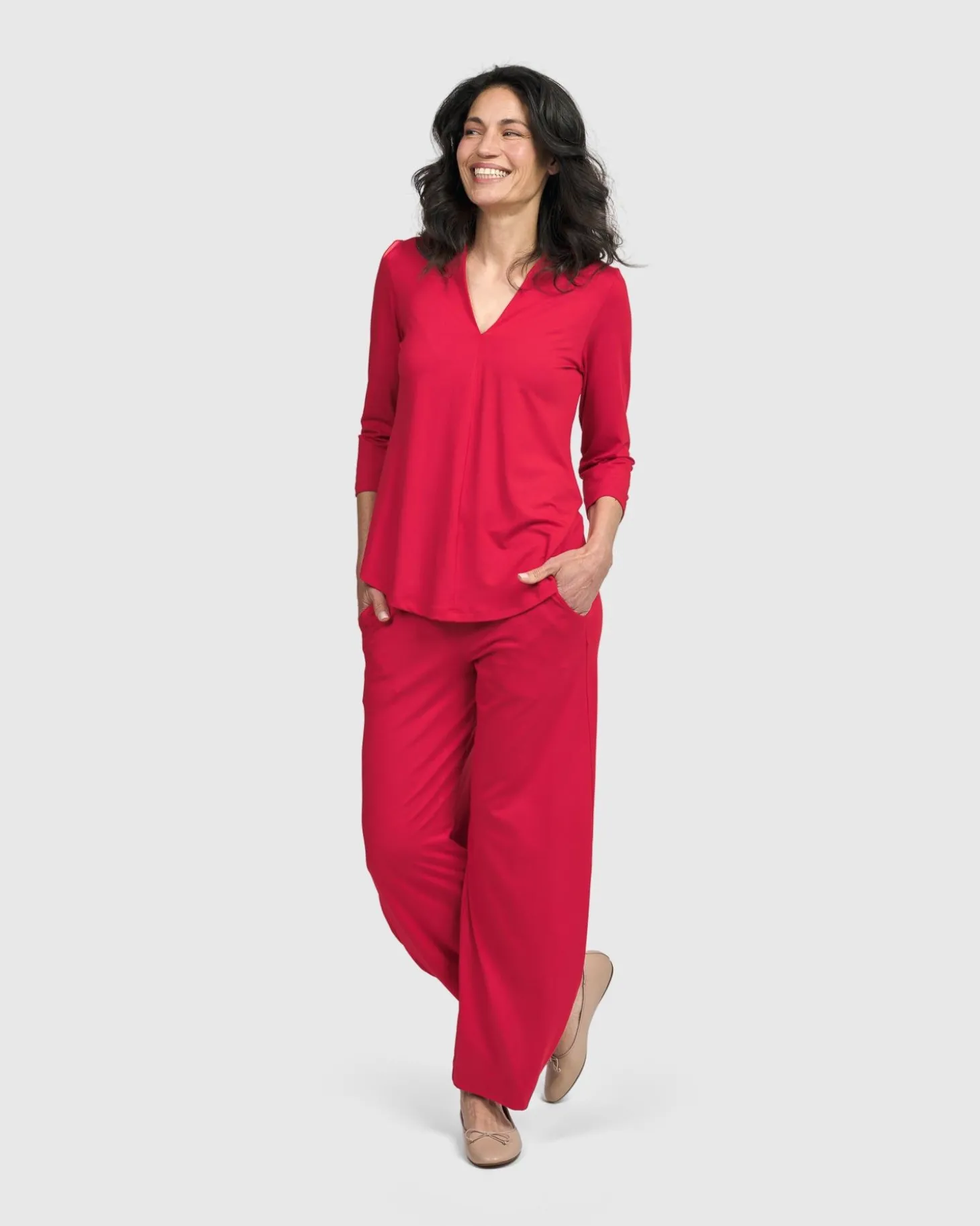 Women Alembika Essential V-Neck Top, Red Rose
