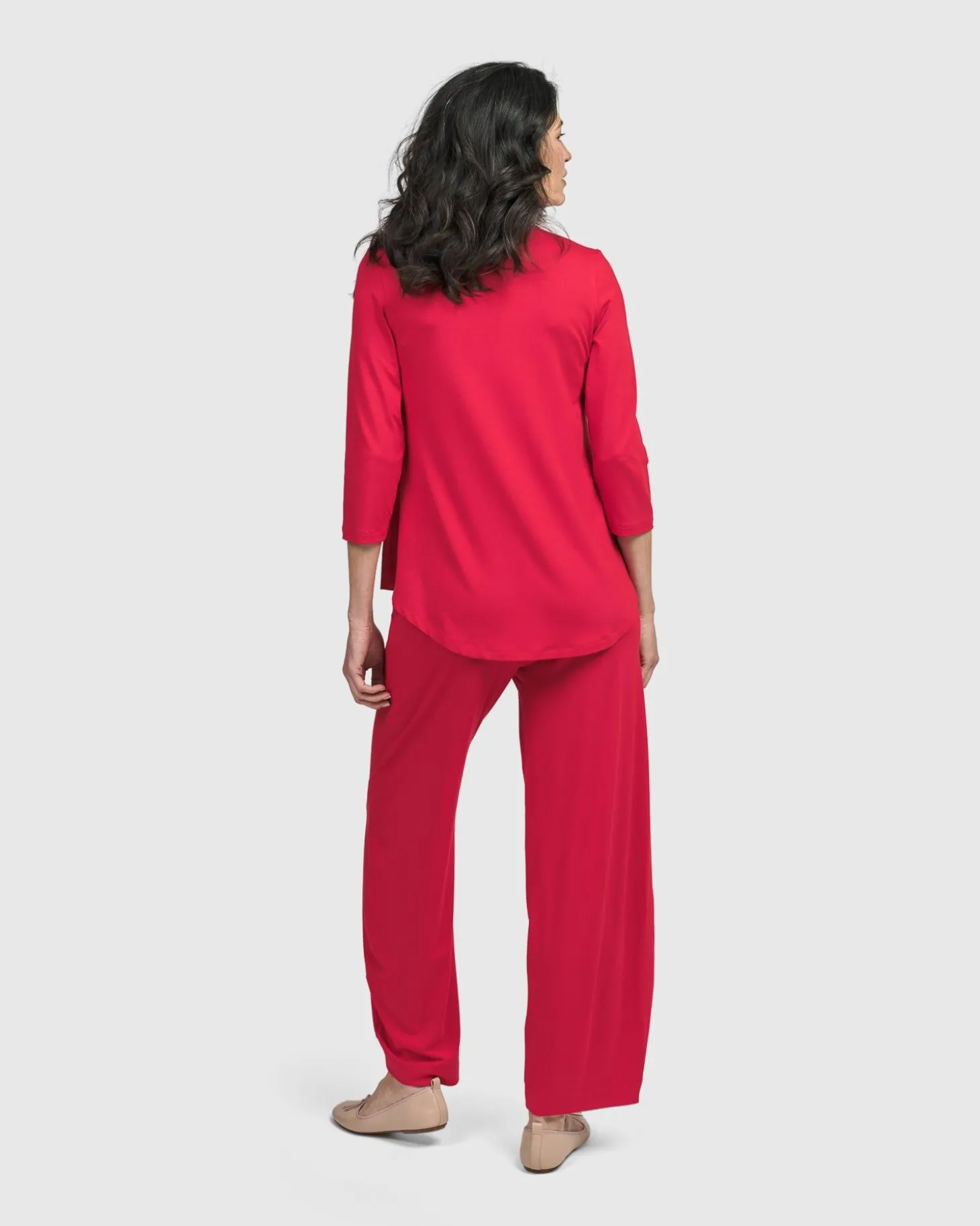 Women Alembika Essential V-Neck Top, Red Rose