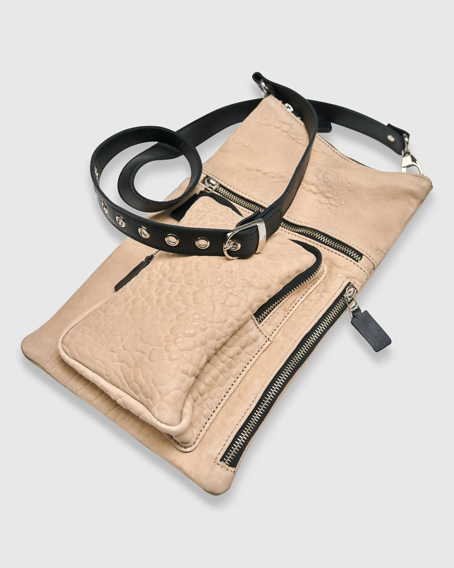 Women Alembika Flat Stash Pouch Bag, Nude