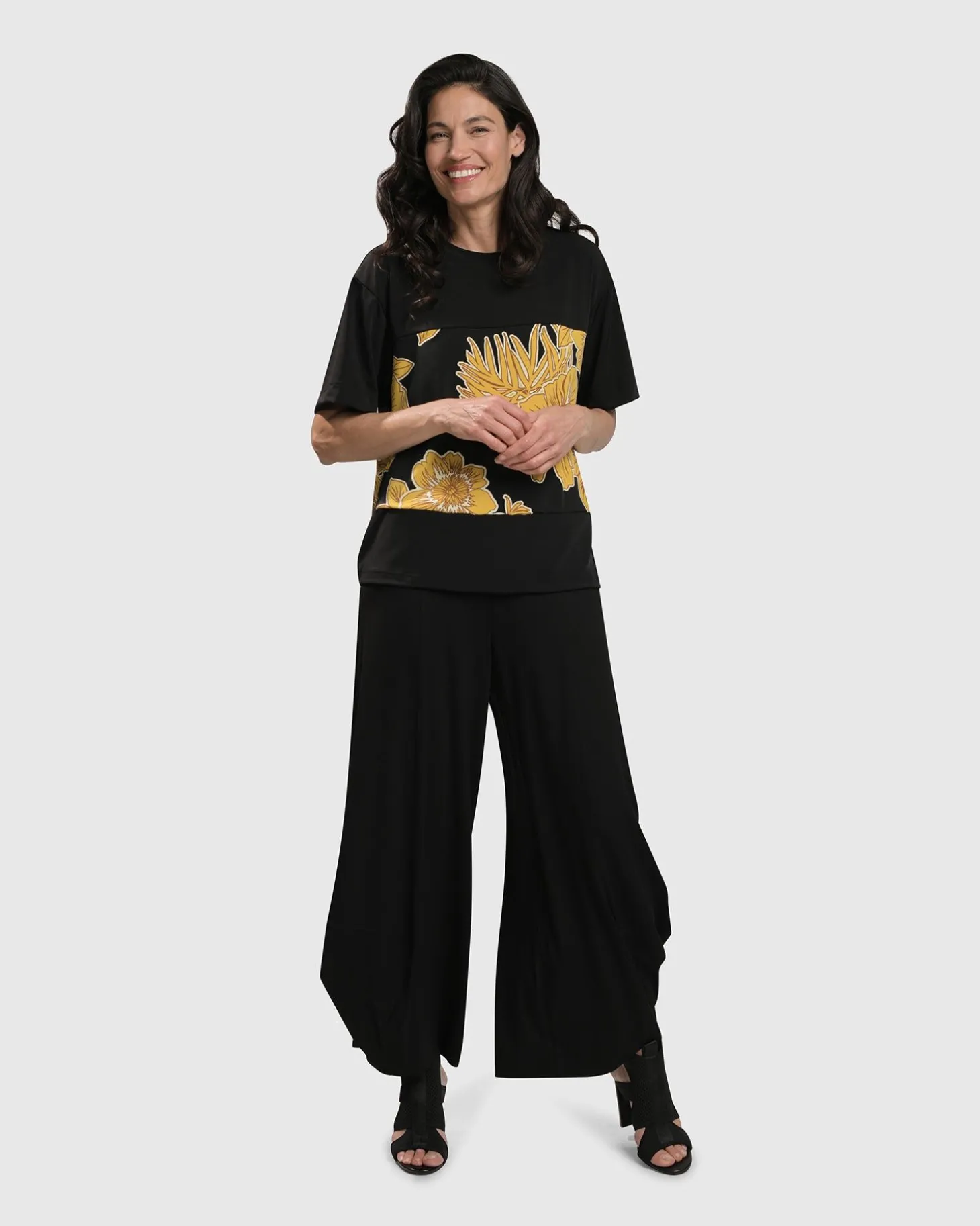 Women Alembika Flower Girl Boxy Top, Gold