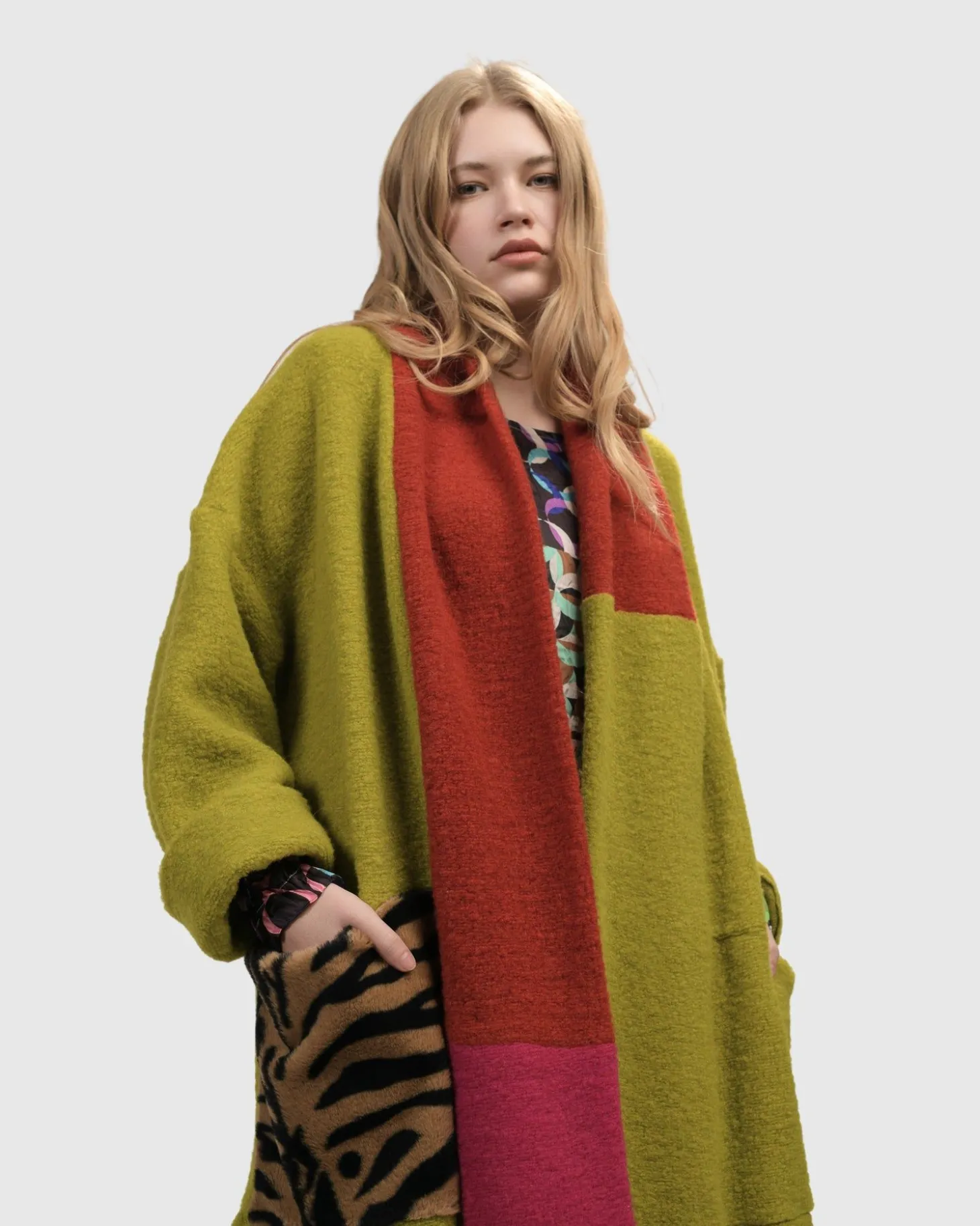 Women Alembika Funkadelic Diva Coat