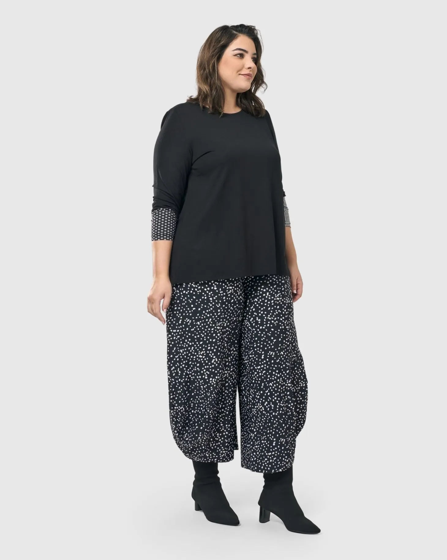 Women Alembika Go-To Long Sleeve Top, Mono