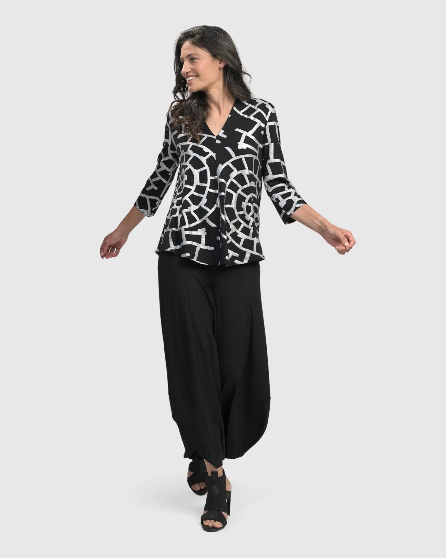 Women Alembika Hypnotic Signature V Neck Top, Silver
