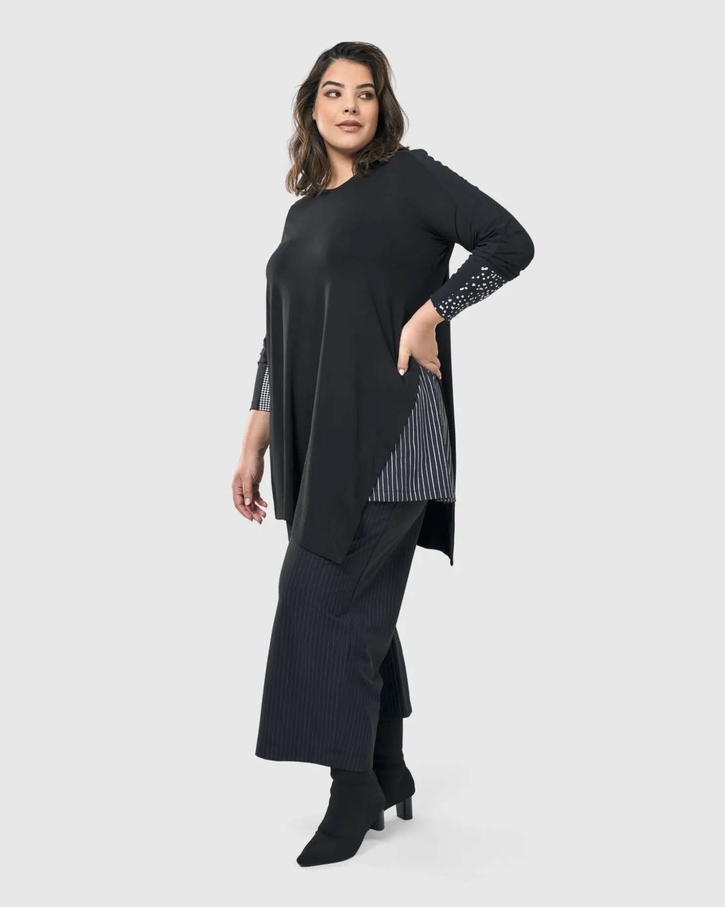 Women Alembika Josie Swing Tunic Top, Mono