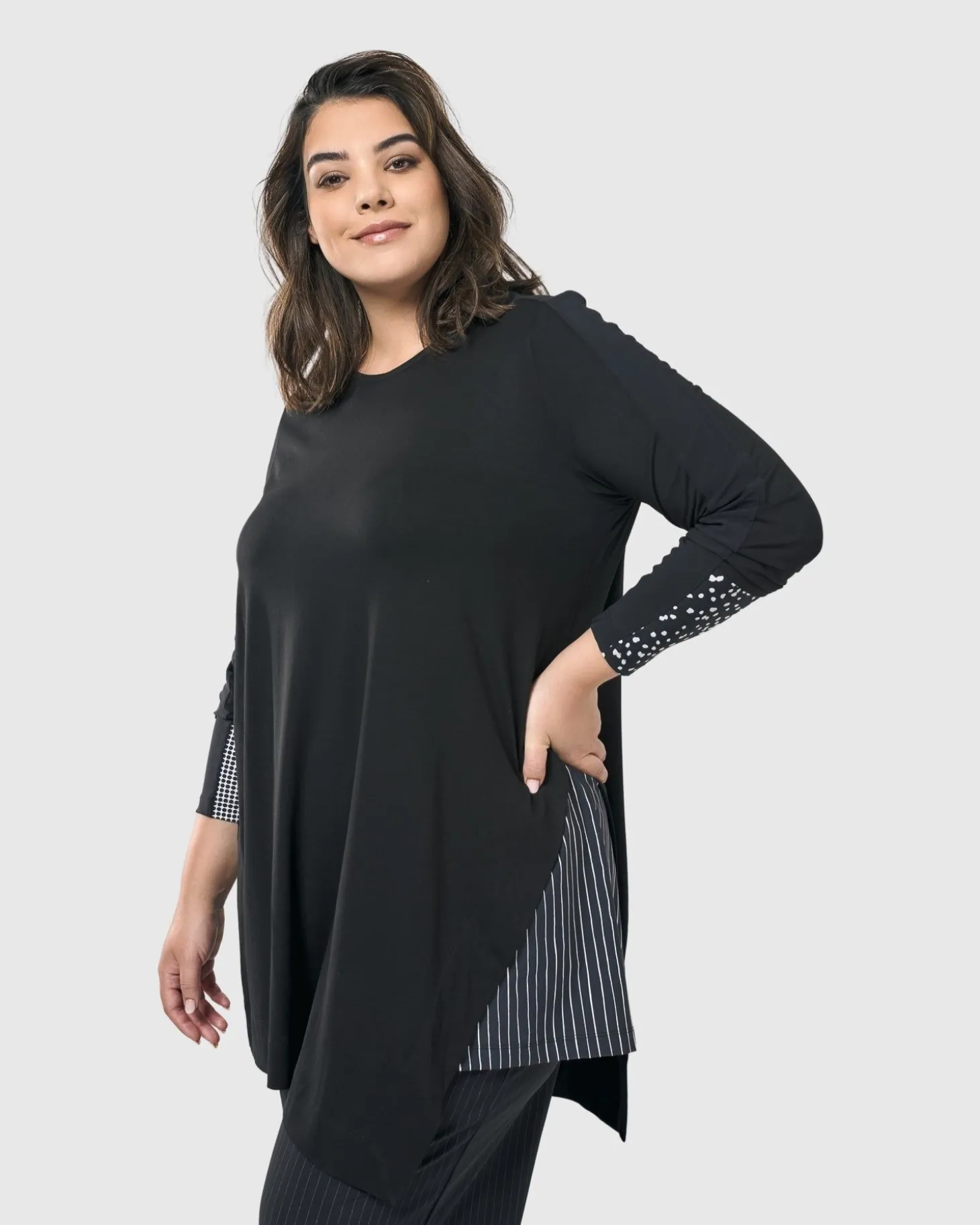 Women Alembika Josie Swing Tunic Top, Mono