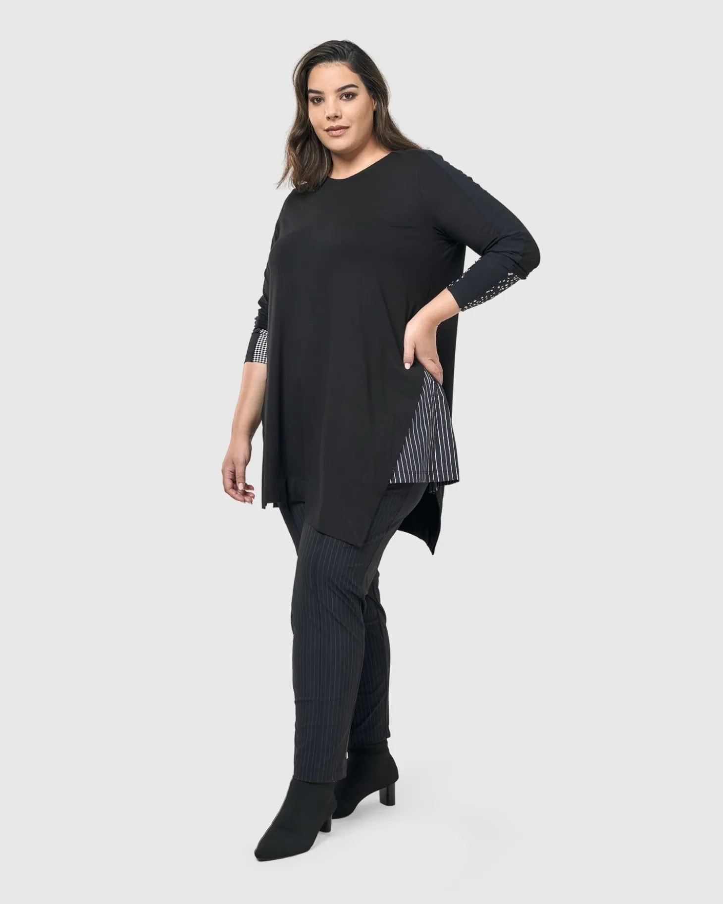 Women Alembika Josie Swing Tunic Top, Mono